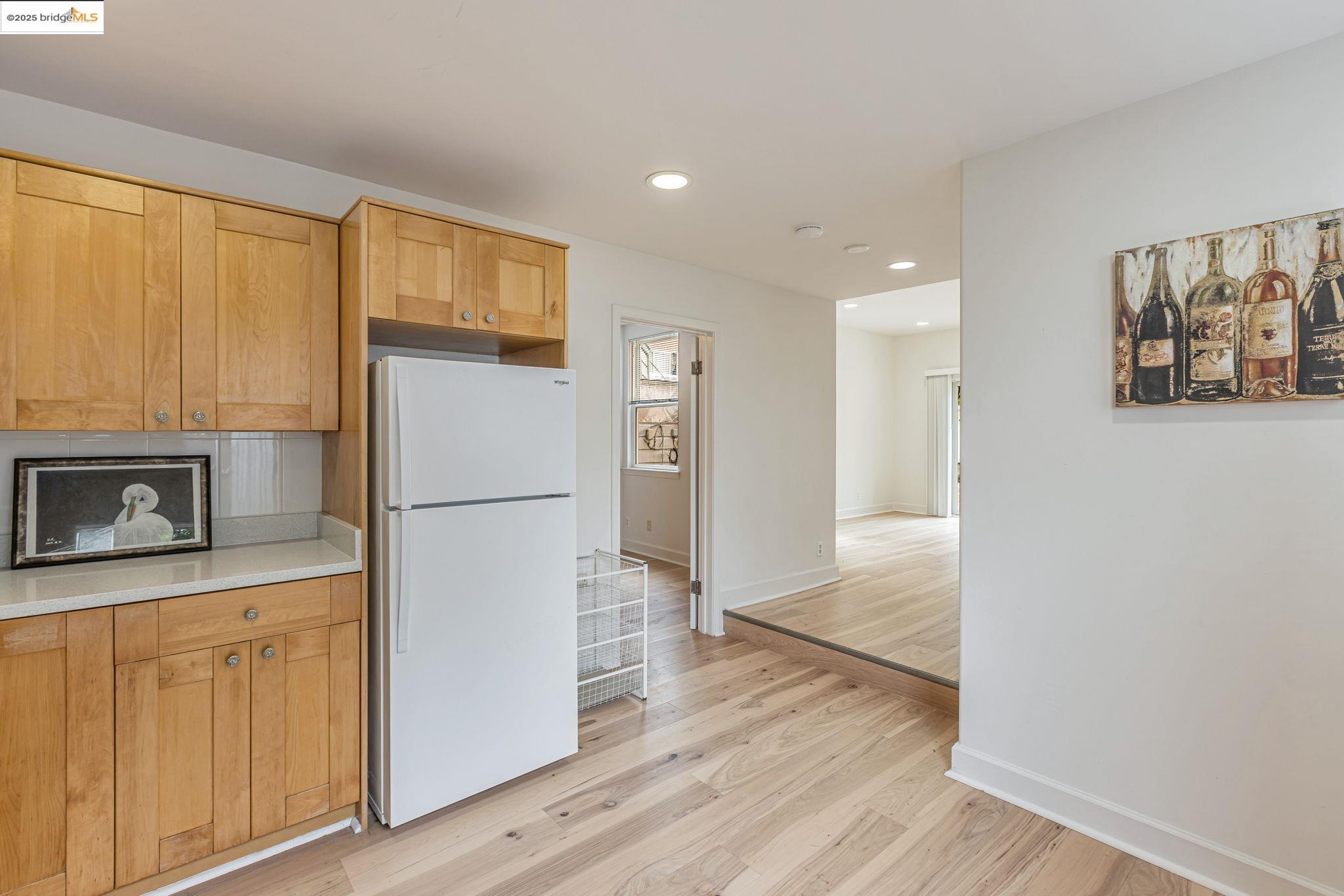 Detail Gallery Image 33 of 60 For 2033 Clement St, San Francisco,  CA 94121 - 5 Beds | 3/1 Baths