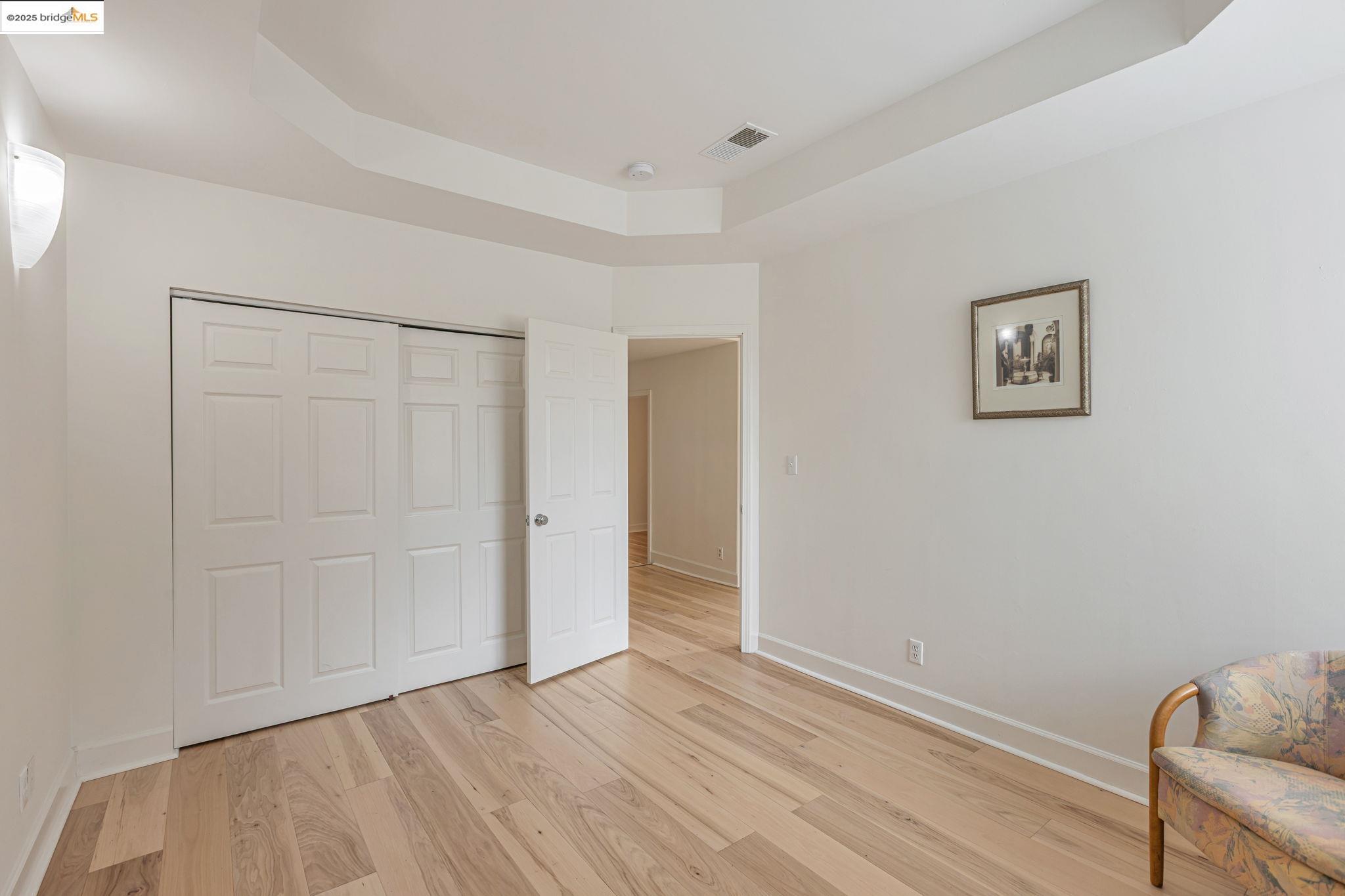 Detail Gallery Image 41 of 60 For 2033 Clement St, San Francisco,  CA 94121 - 5 Beds | 3/1 Baths