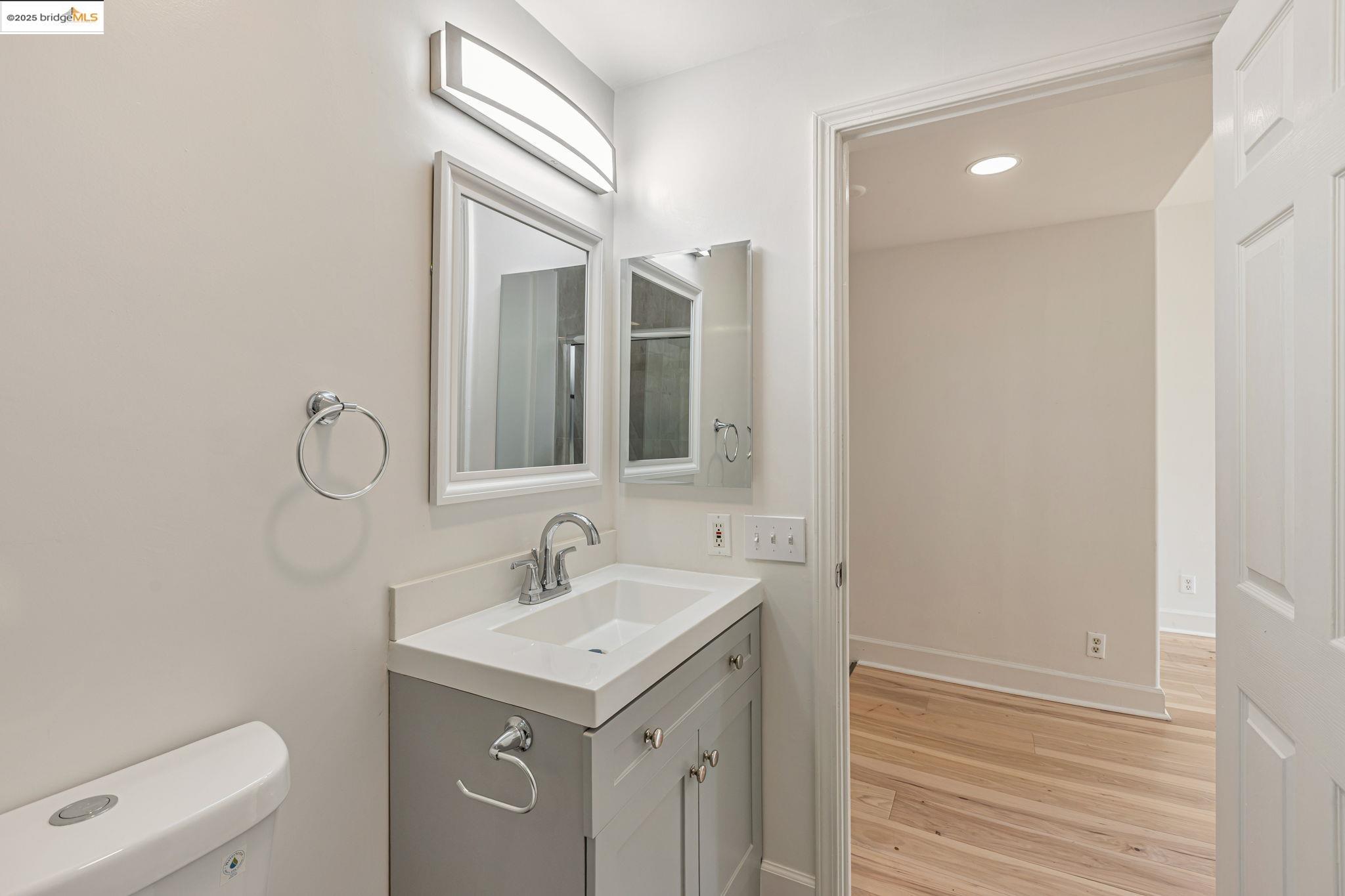 Detail Gallery Image 45 of 60 For 2033-2035 Clement St, San Francisco,  CA 94121 - – Beds | – Baths