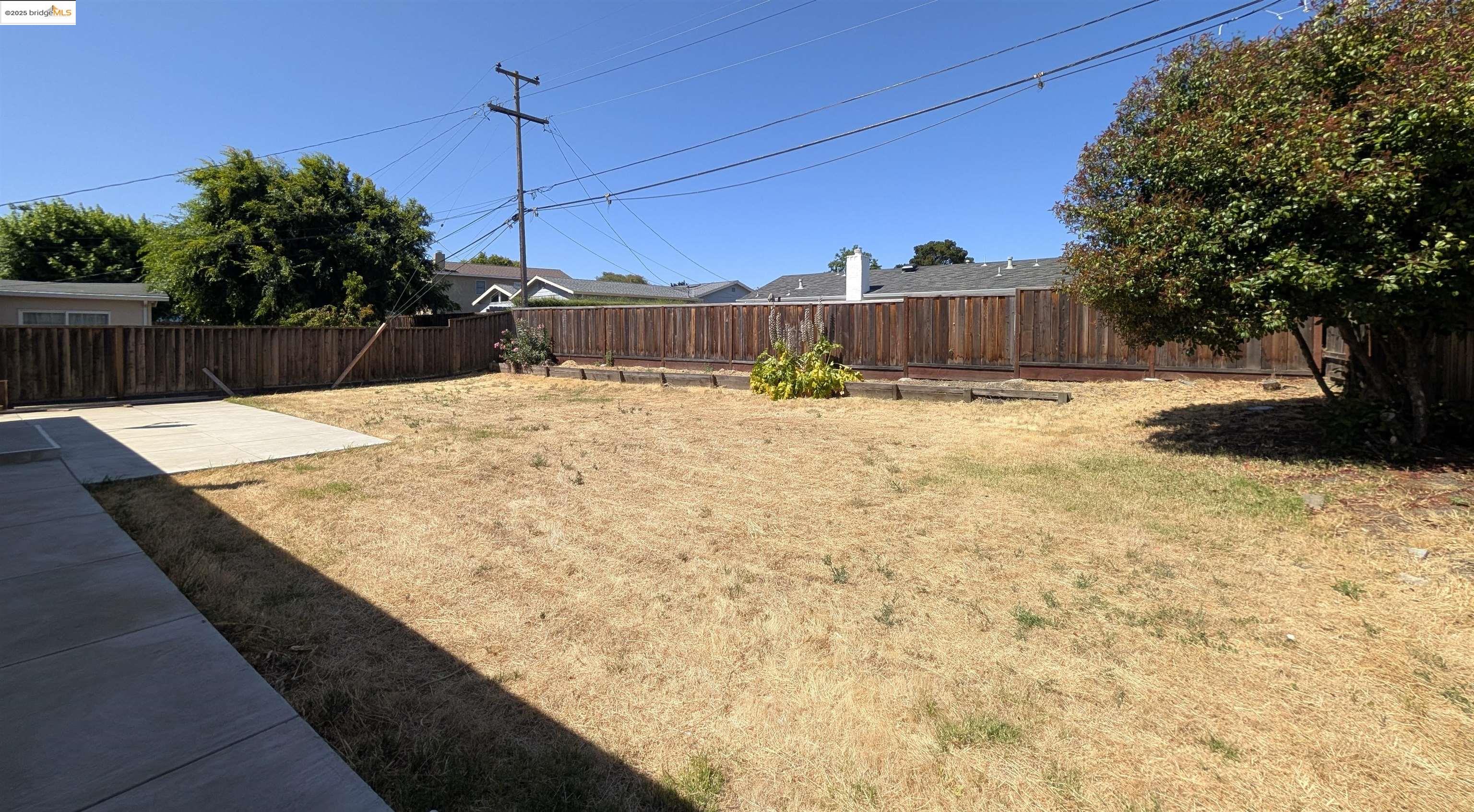 Detail Gallery Image 11 of 11 For 7746 Hillrose Dr, Dublin,  CA 94568 - 4 Beds | 2 Baths