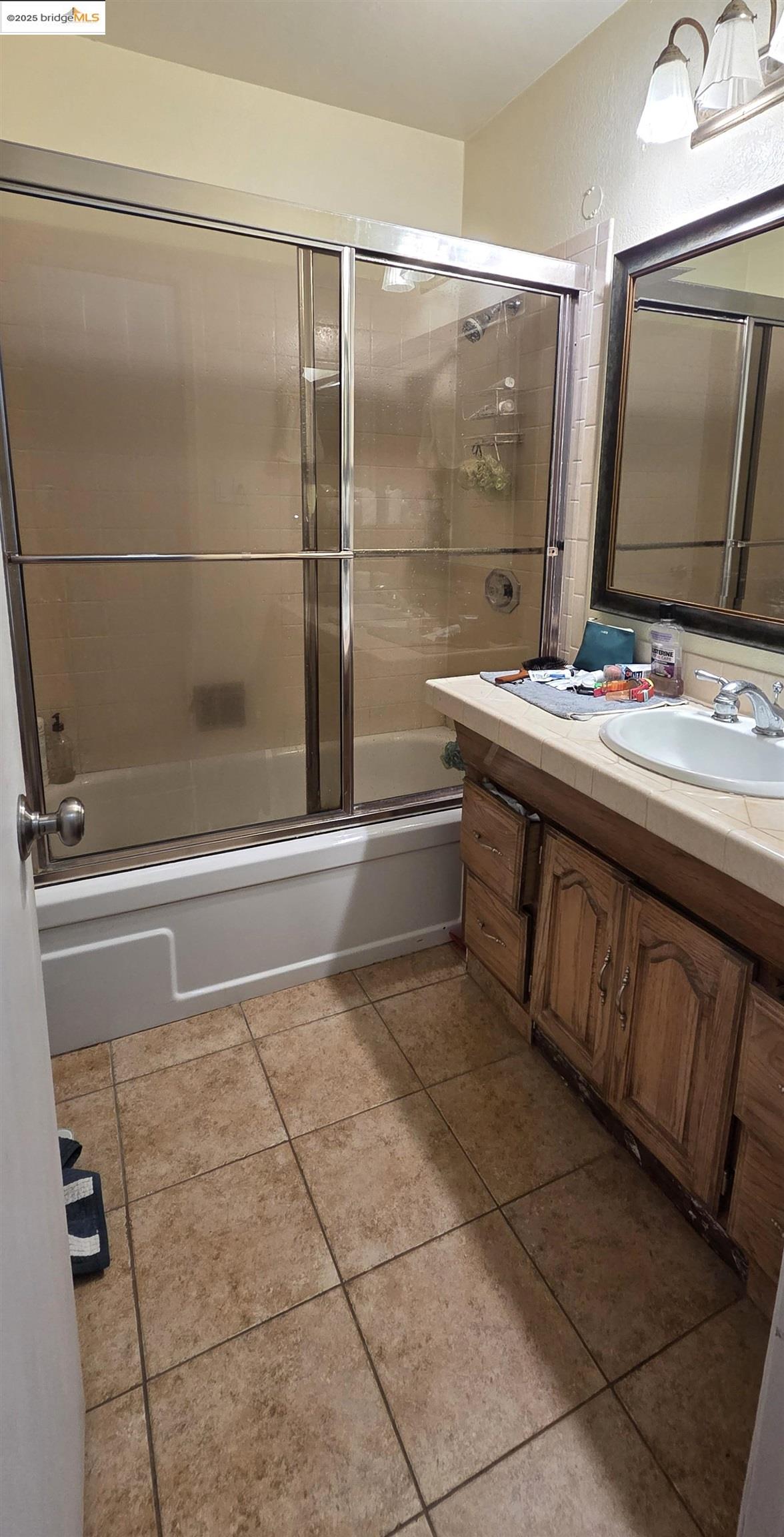 Detail Gallery Image 9 of 11 For 7746 Hillrose Dr, Dublin,  CA 94568 - 4 Beds | 2 Baths