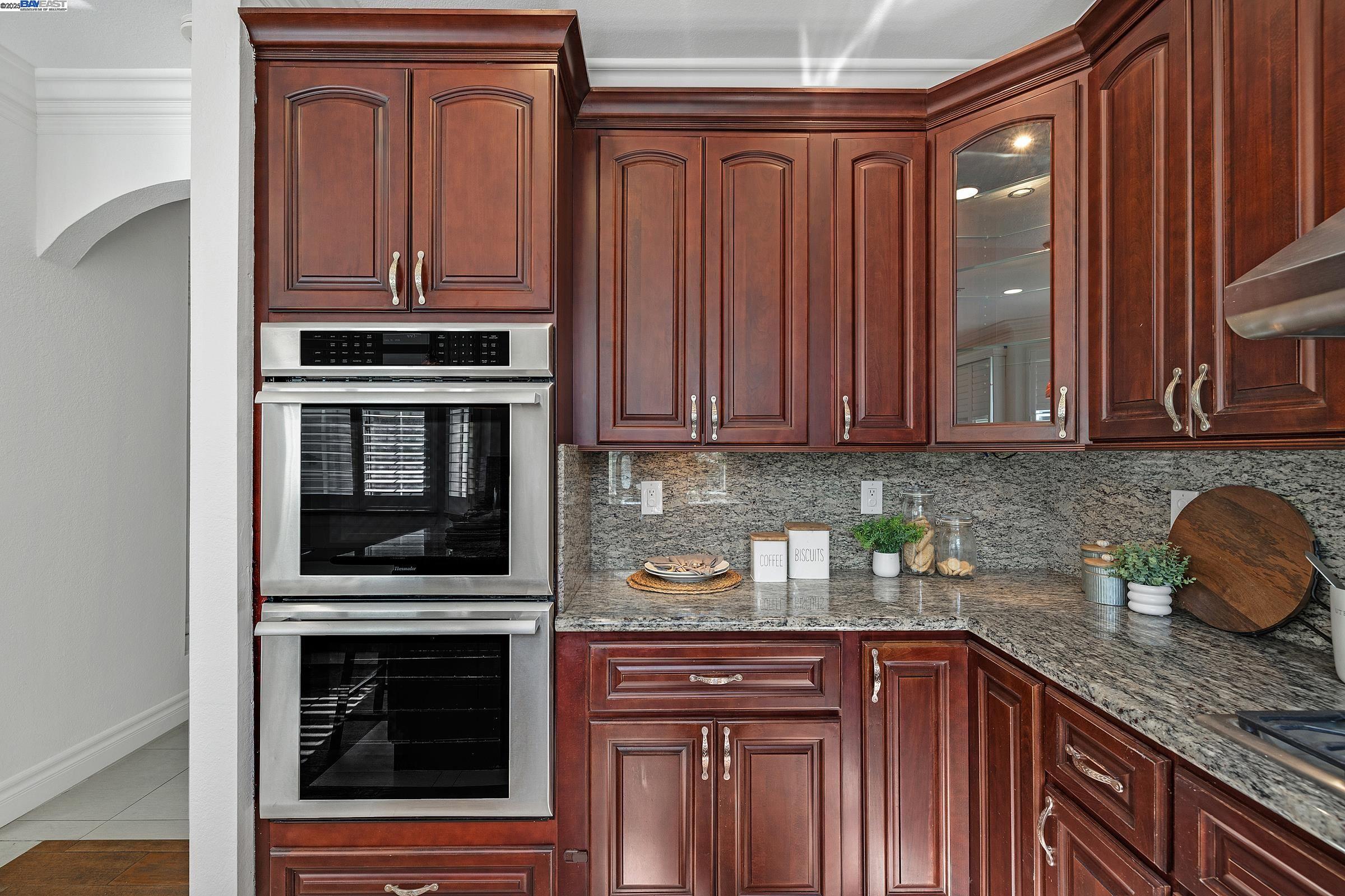 Detail Gallery Image 10 of 46 For 34189 Finnigan Ter, Fremont,  CA 94555 - 4 Beds | 3 Baths