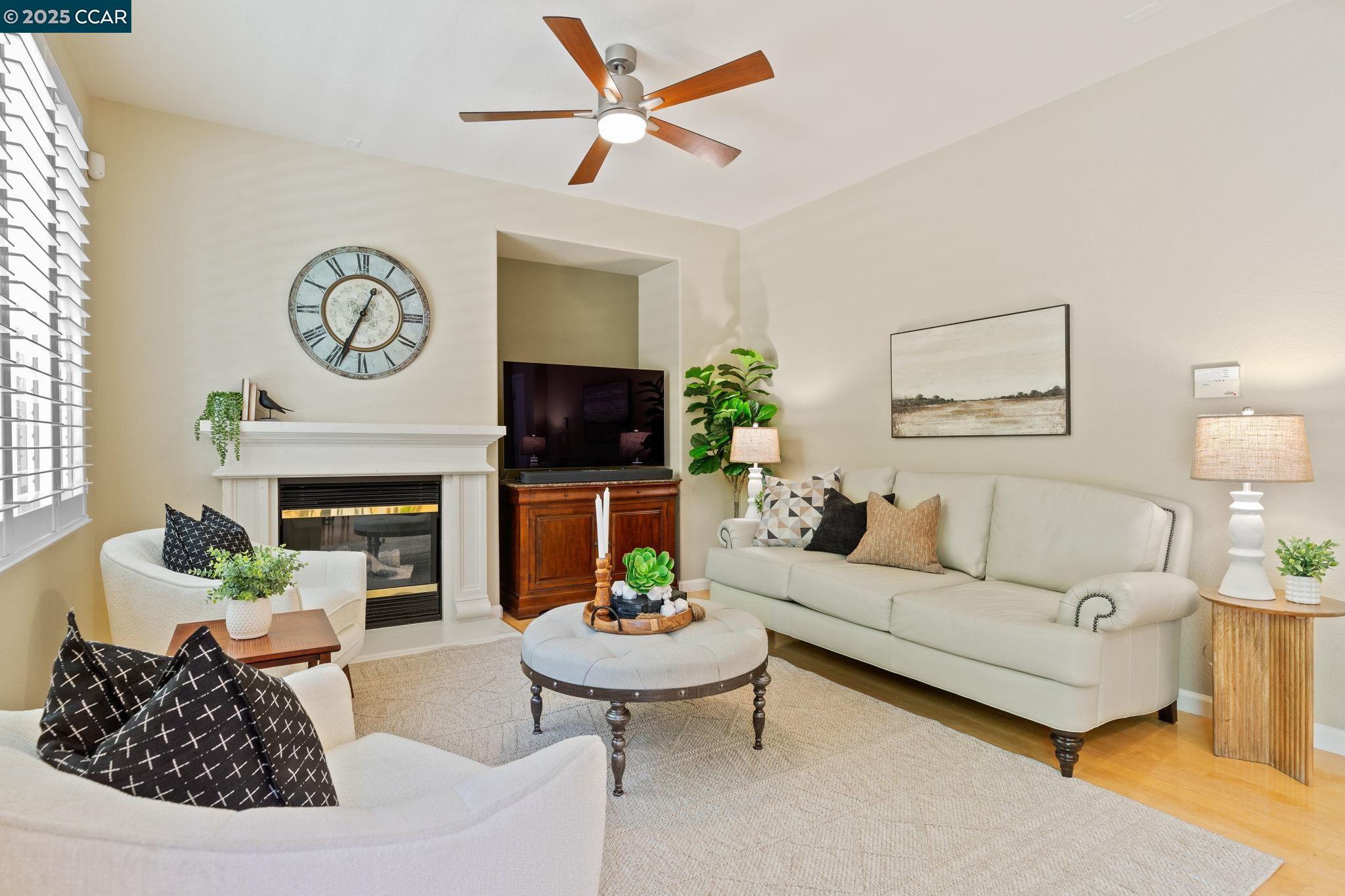 Detail Gallery Image 15 of 44 For 1560 Craiglee Way, San Ramon,  CA 94582 - 3 Beds | 2/1 Baths