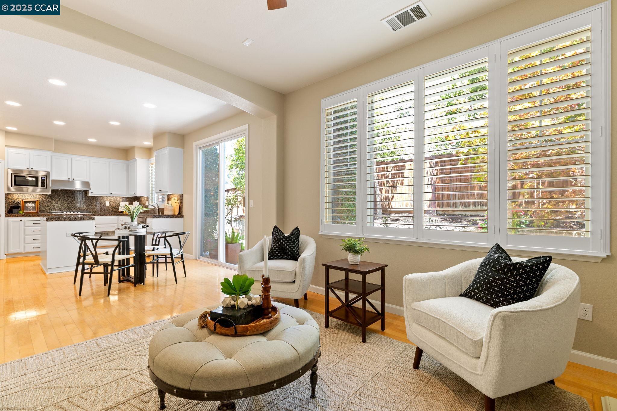 Detail Gallery Image 18 of 44 For 1560 Craiglee Way, San Ramon,  CA 94582 - 3 Beds | 2/1 Baths