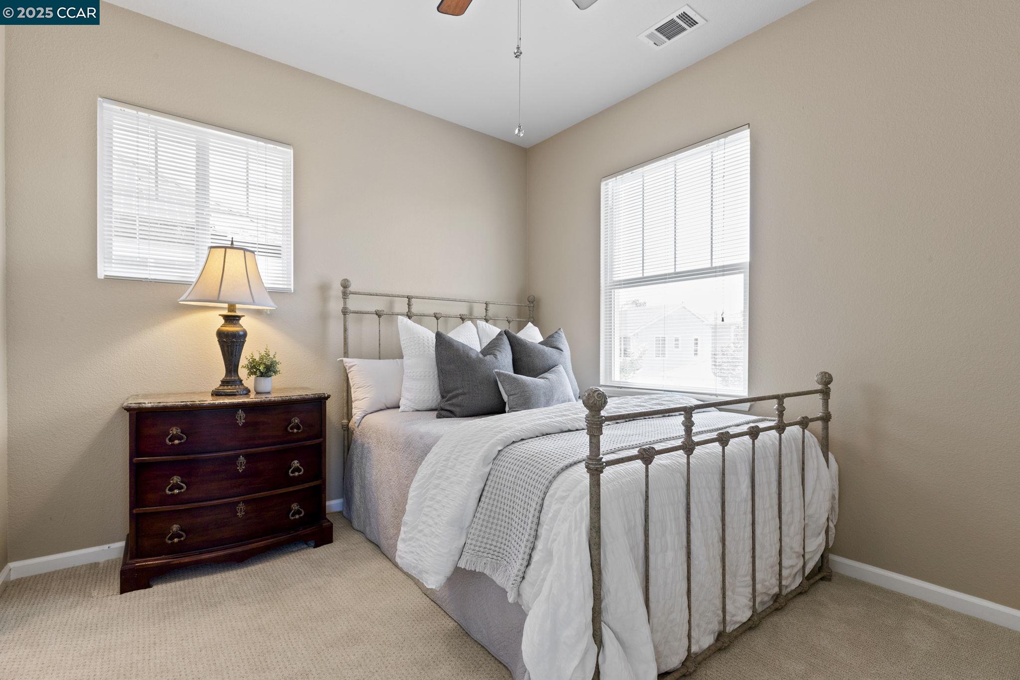 Detail Gallery Image 24 of 44 For 1560 Craiglee Way, San Ramon,  CA 94582 - 3 Beds | 2/1 Baths