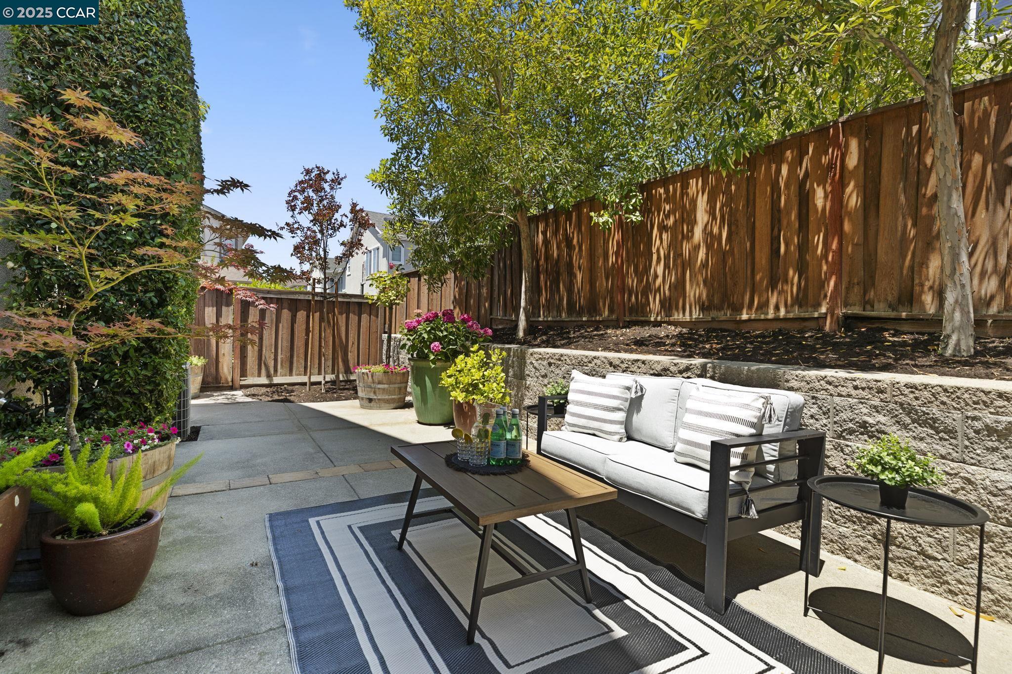 Detail Gallery Image 34 of 44 For 1560 Craiglee Way, San Ramon,  CA 94582 - 3 Beds | 2/1 Baths