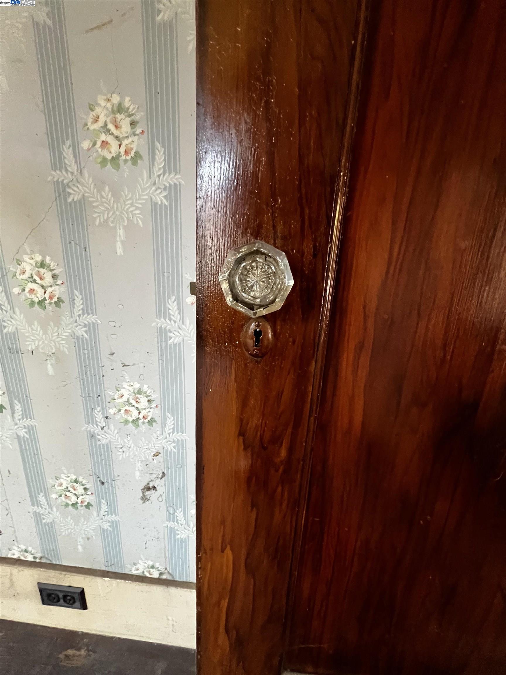 Detail Gallery Image 31 of 42 For 4241 Suter St, Oakland,  CA 94619 - 2 Beds | 1 Baths