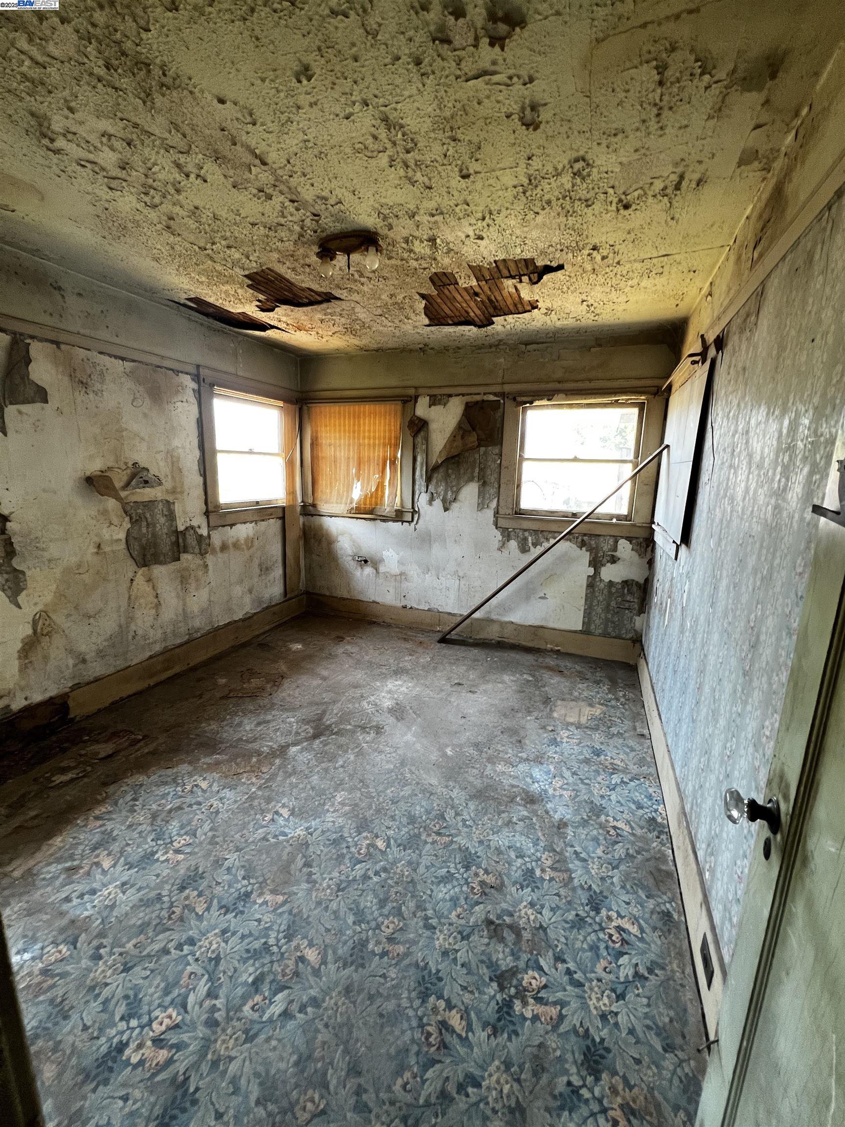 Detail Gallery Image 33 of 42 For 4241 Suter St, Oakland,  CA 94619 - 2 Beds | 1 Baths