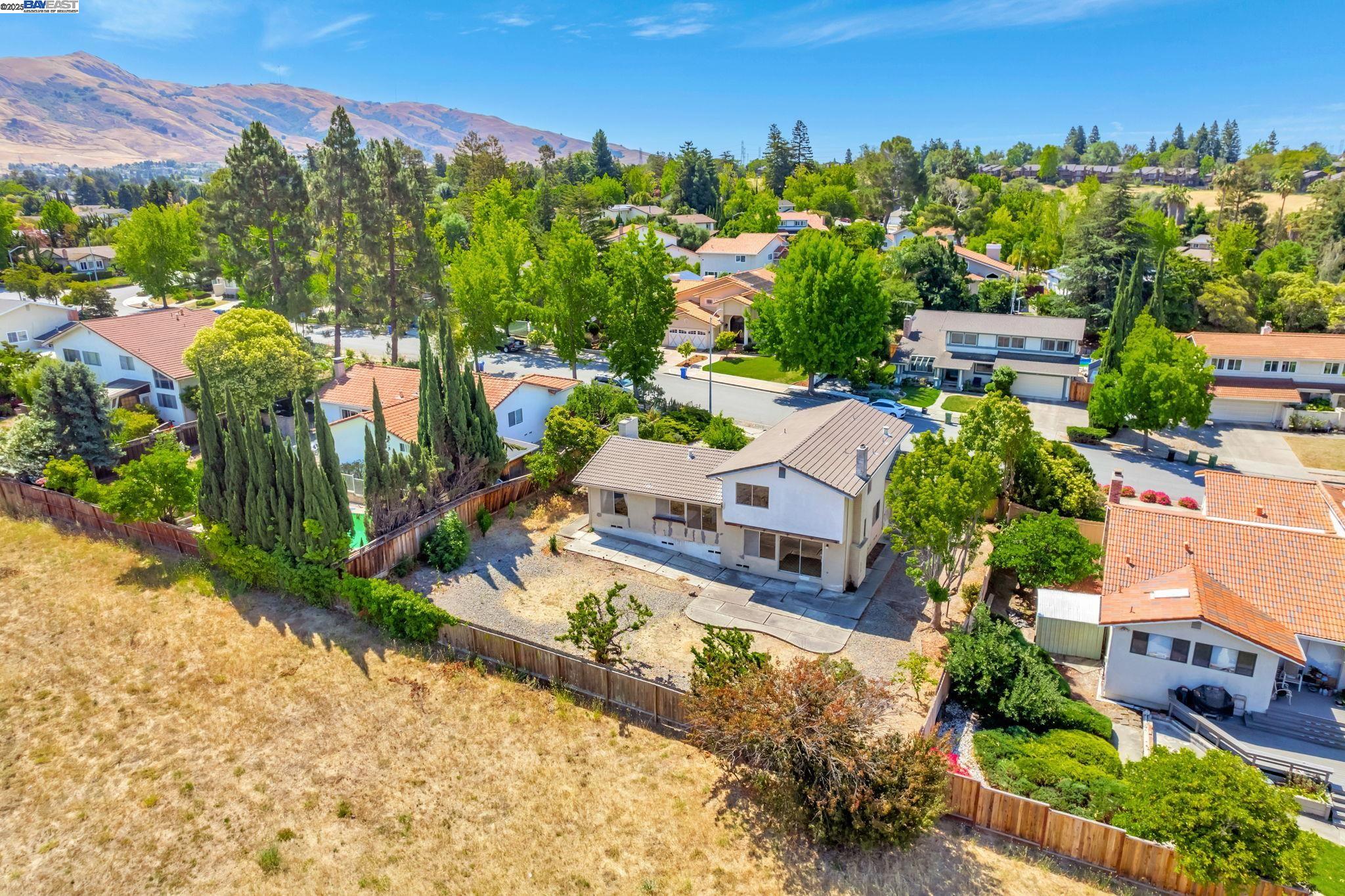 Detail Gallery Image 18 of 21 For 1771 via Sombrio, Fremont,  CA 94539 - 4 Beds | 3 Baths