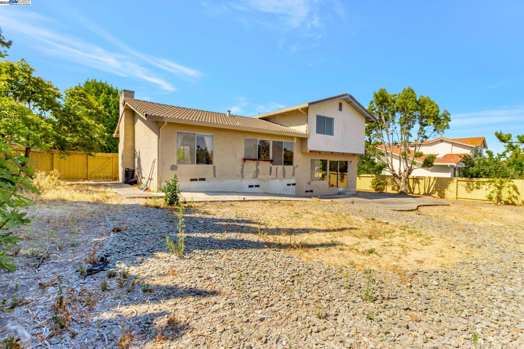 Detail Gallery Image 5 of 21 For 1771 via Sombrio, Fremont,  CA 94539 - 4 Beds | 3 Baths