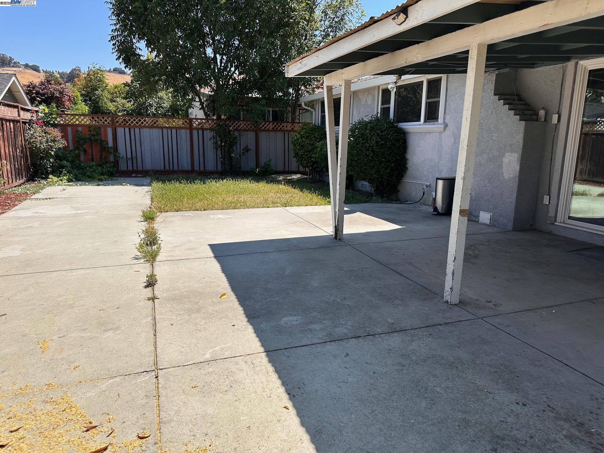 Detail Gallery Image 11 of 11 For 344 Rousseau St, Hayward,  CA 94544 - 3 Beds | 2 Baths