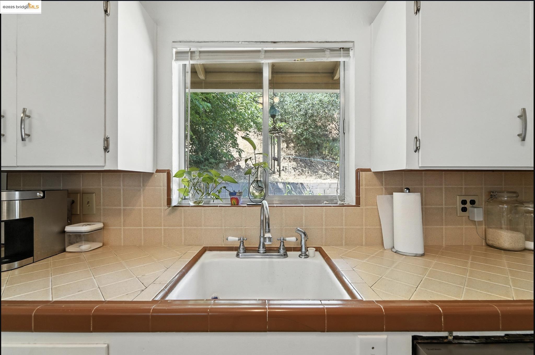Detail Gallery Image 12 of 48 For 630 E Bald Mountain, Sonora,  CA 95370 - 3 Beds | 2 Baths