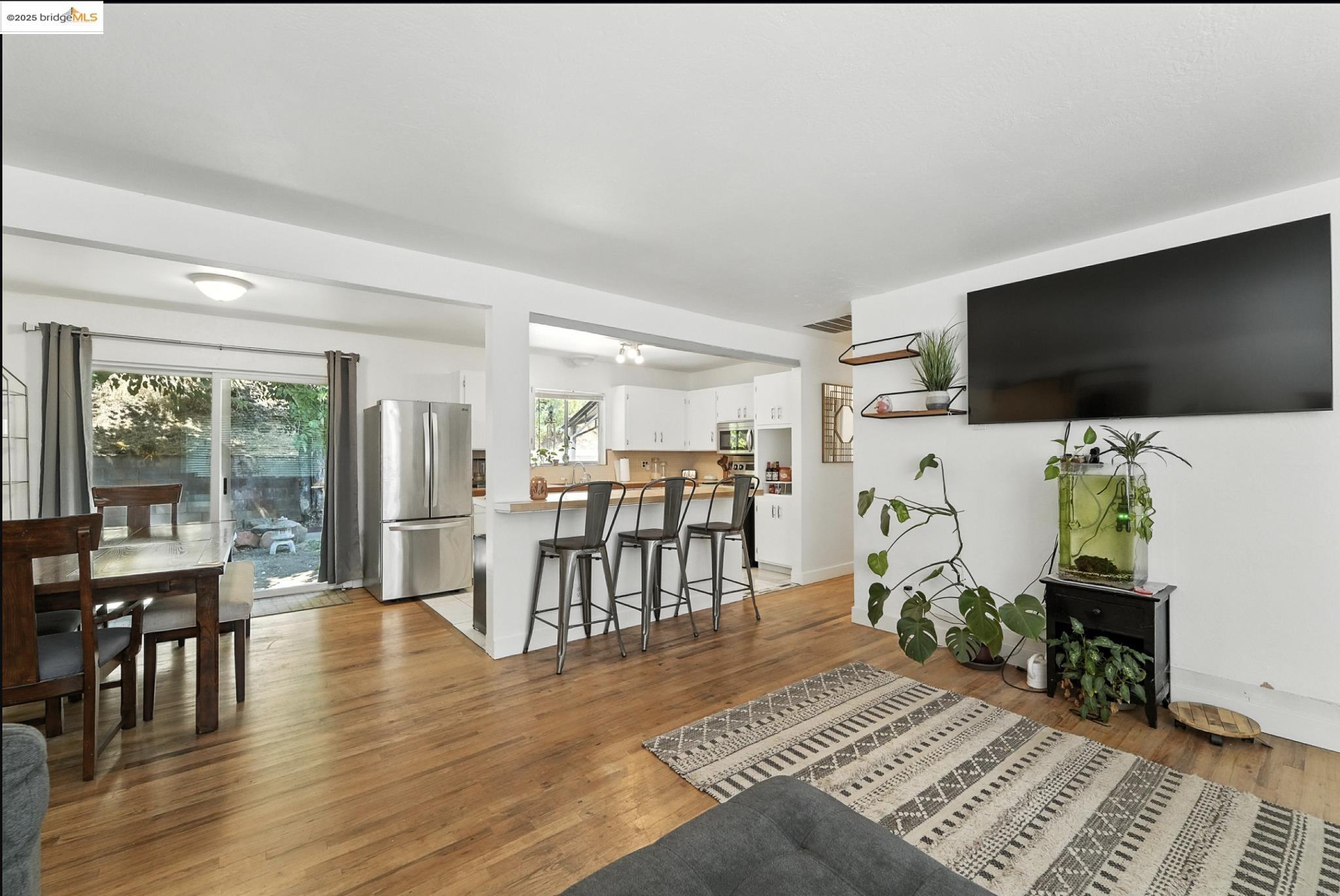 Detail Gallery Image 6 of 48 For 630 E Bald Mountain, Sonora,  CA 95370 - 3 Beds | 2 Baths