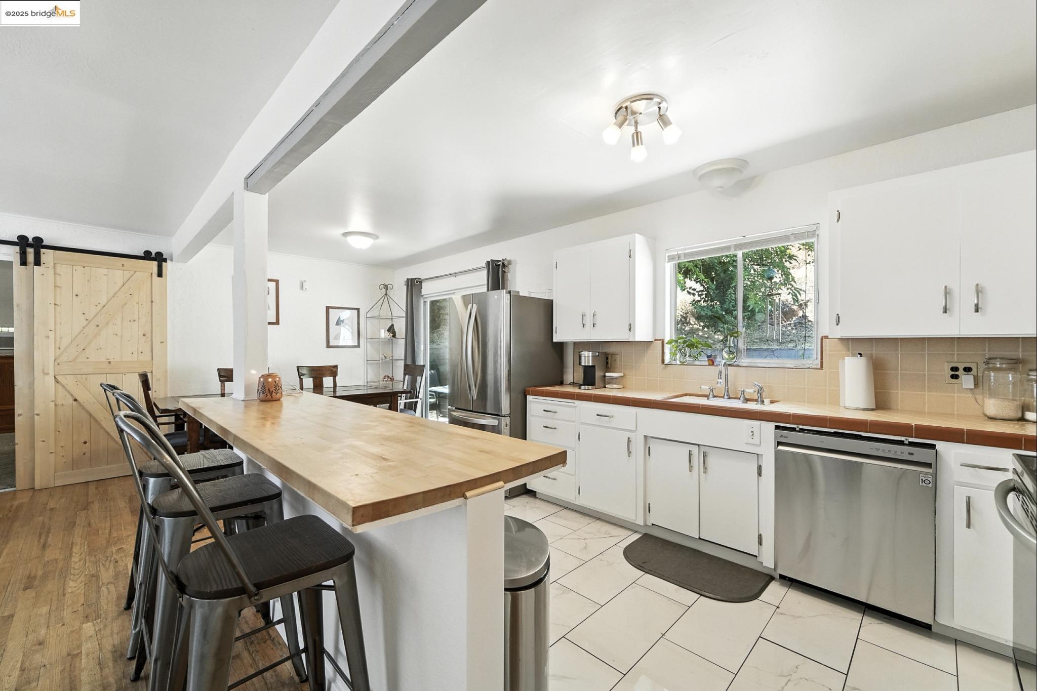 Detail Gallery Image 7 of 48 For 630 E Bald Mountain, Sonora,  CA 95370 - 3 Beds | 2 Baths