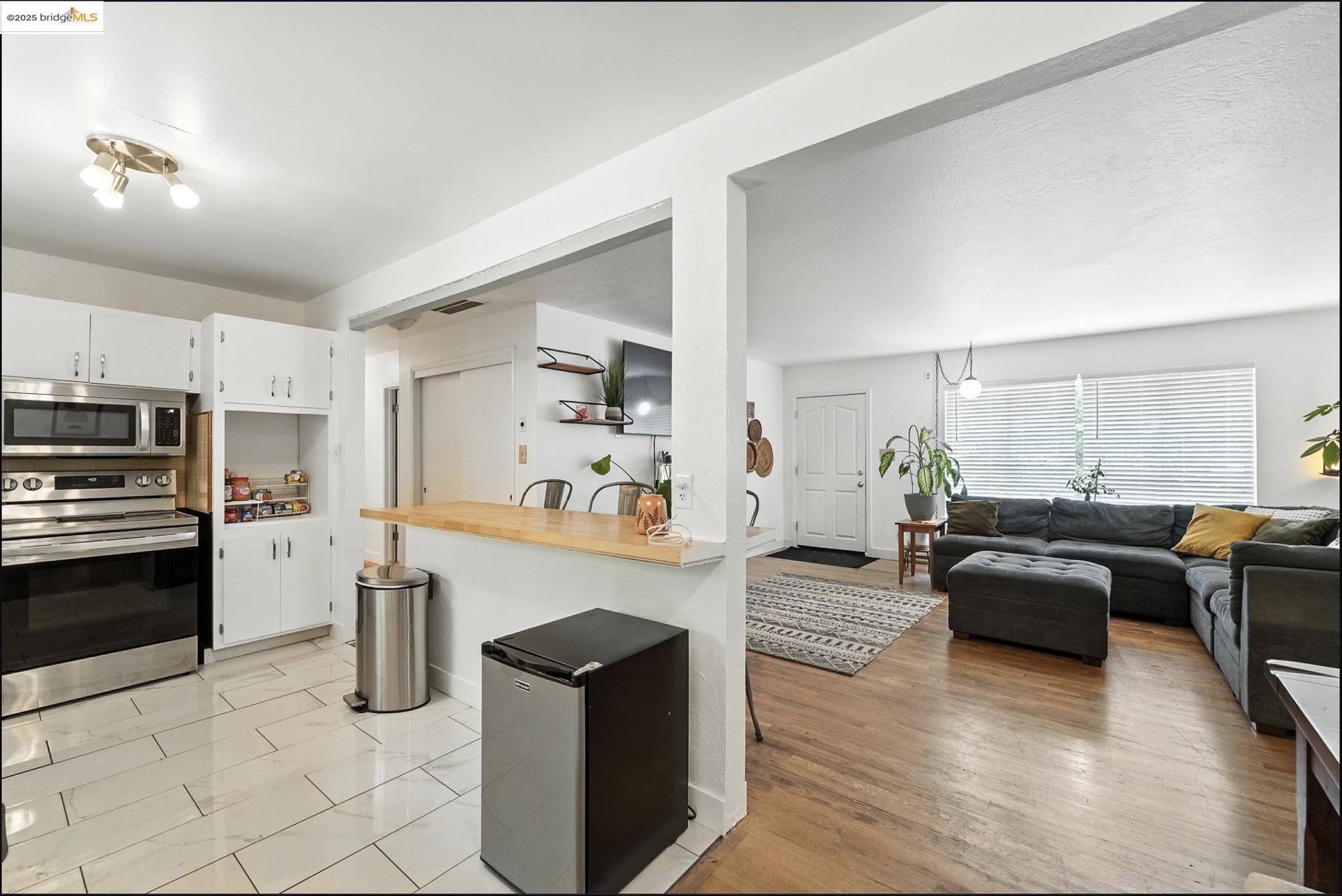 Detail Gallery Image 10 of 48 For 630 E Bald Mountain, Sonora,  CA 95370 - 3 Beds | 2 Baths