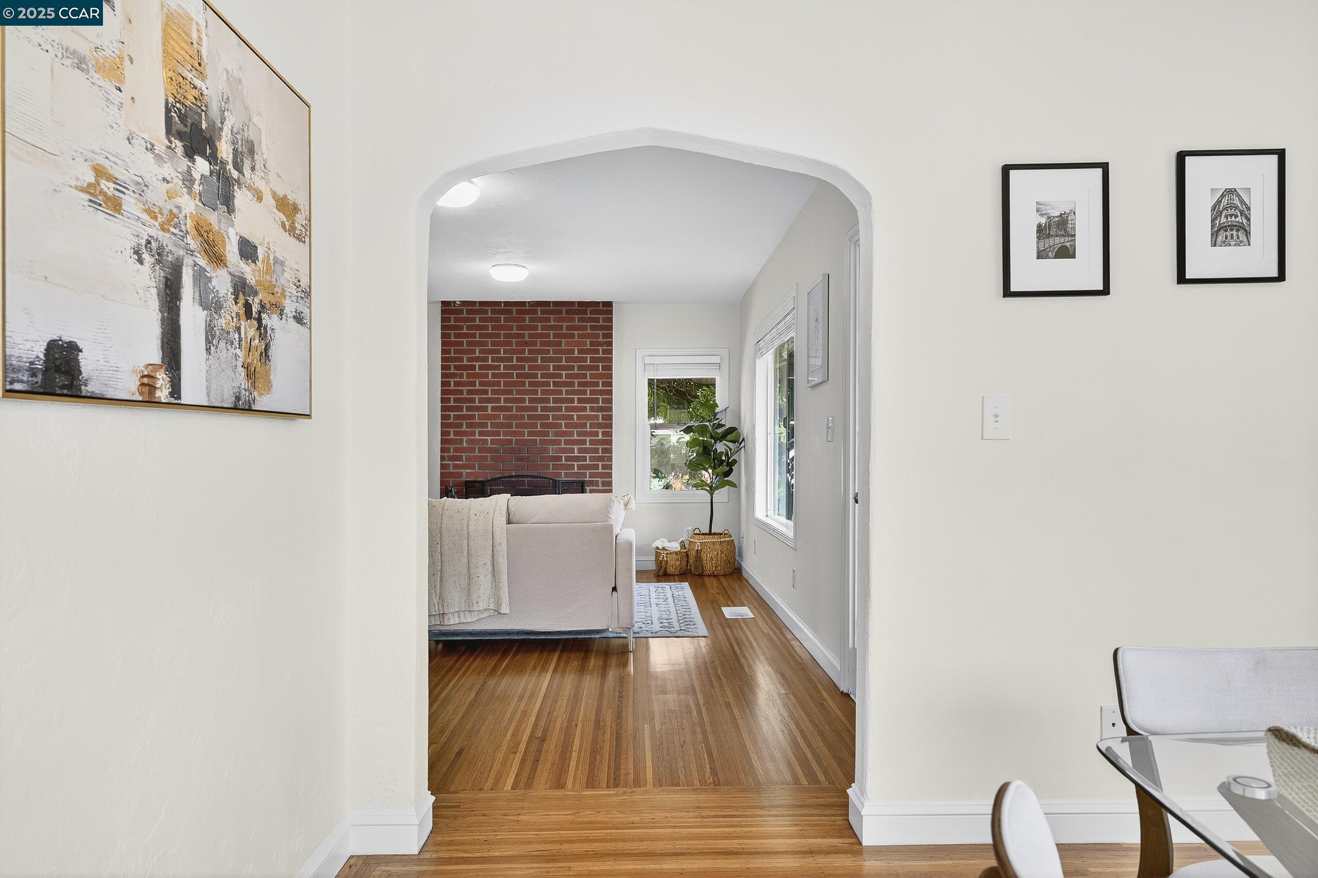 Detail Gallery Image 16 of 54 For 2393 Brooks Ave, Richmond,  CA 94804 - 2 Beds | 1 Baths