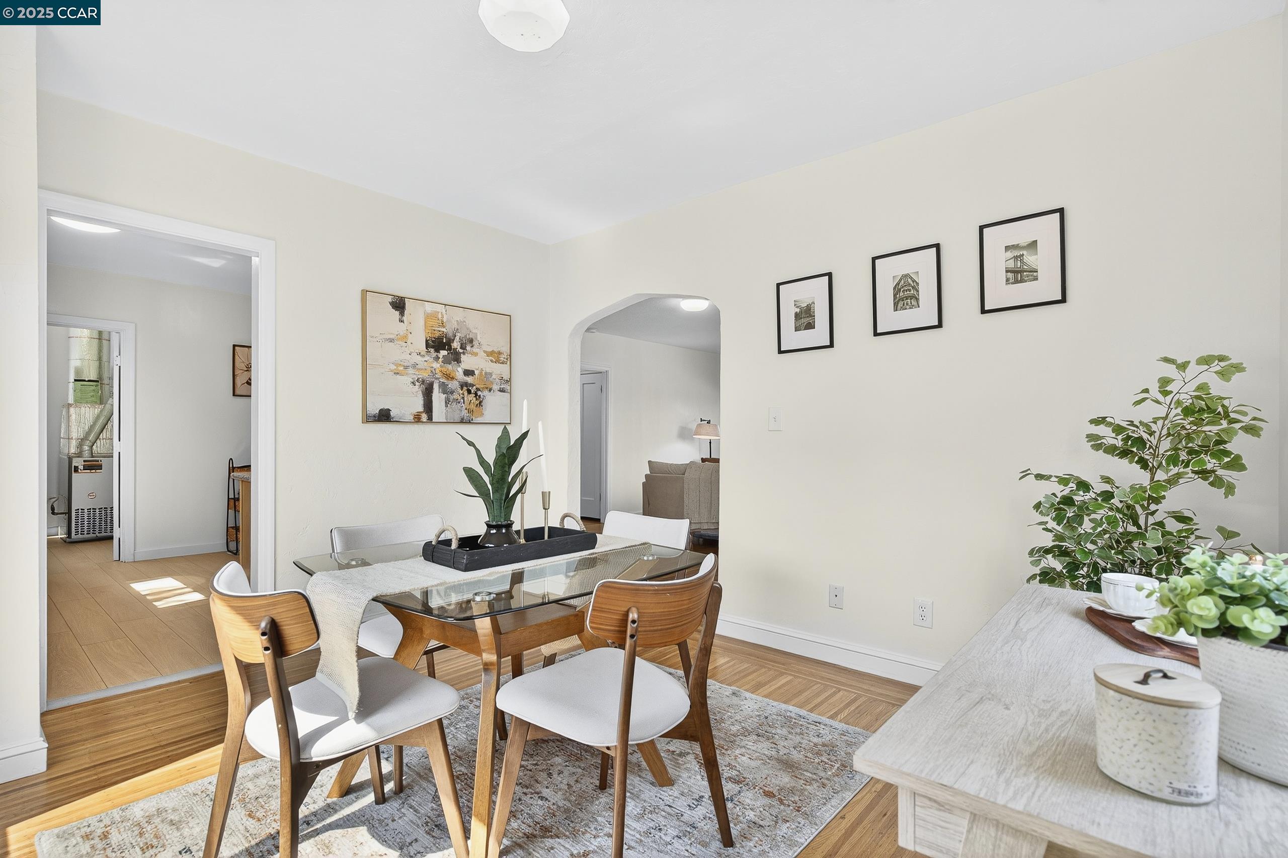 Detail Gallery Image 20 of 54 For 2393 Brooks Ave, Richmond,  CA 94804 - 2 Beds | 1 Baths