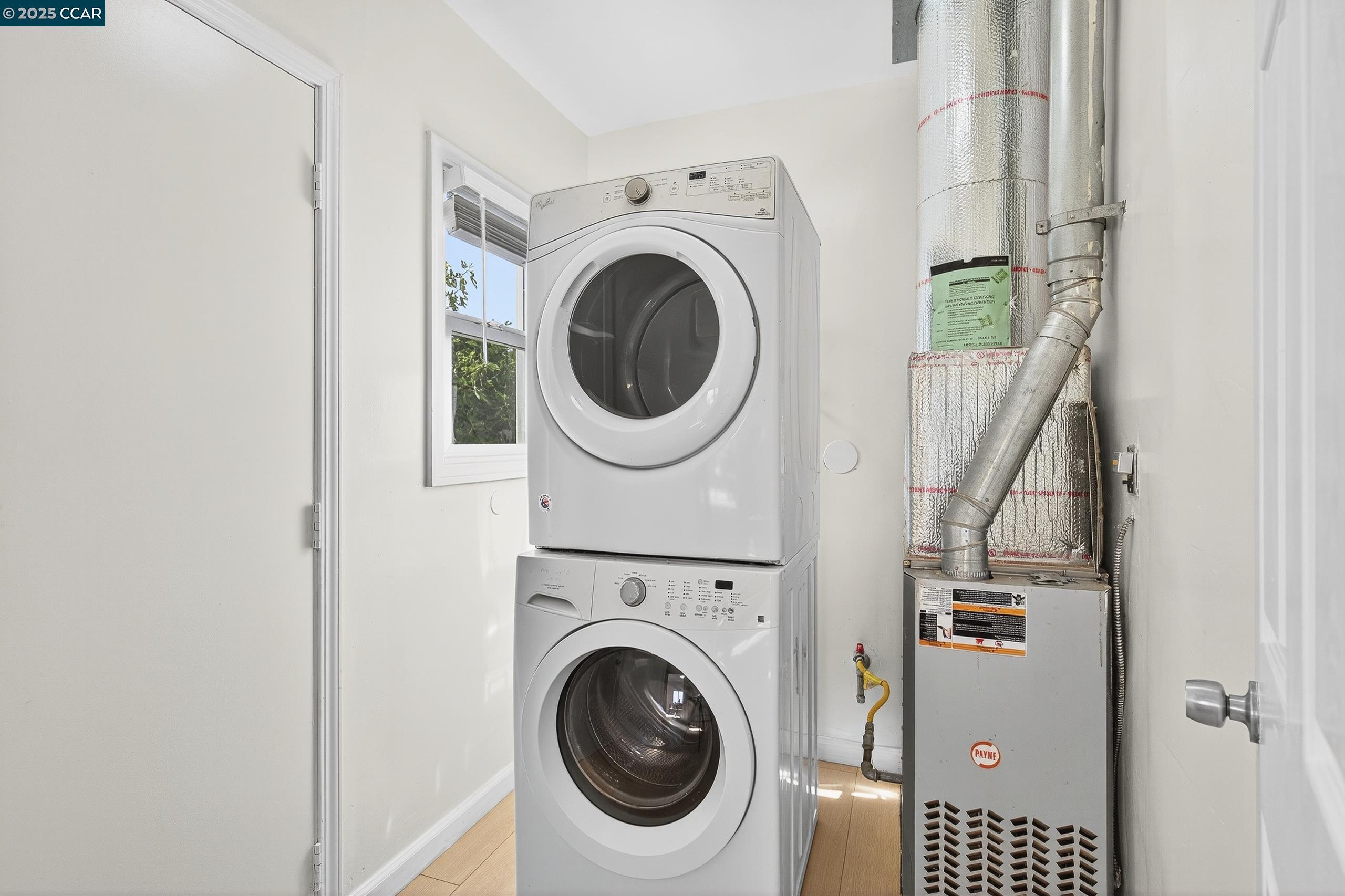 Detail Gallery Image 42 of 54 For 2393 Brooks Ave, Richmond,  CA 94804 - 2 Beds | 1 Baths