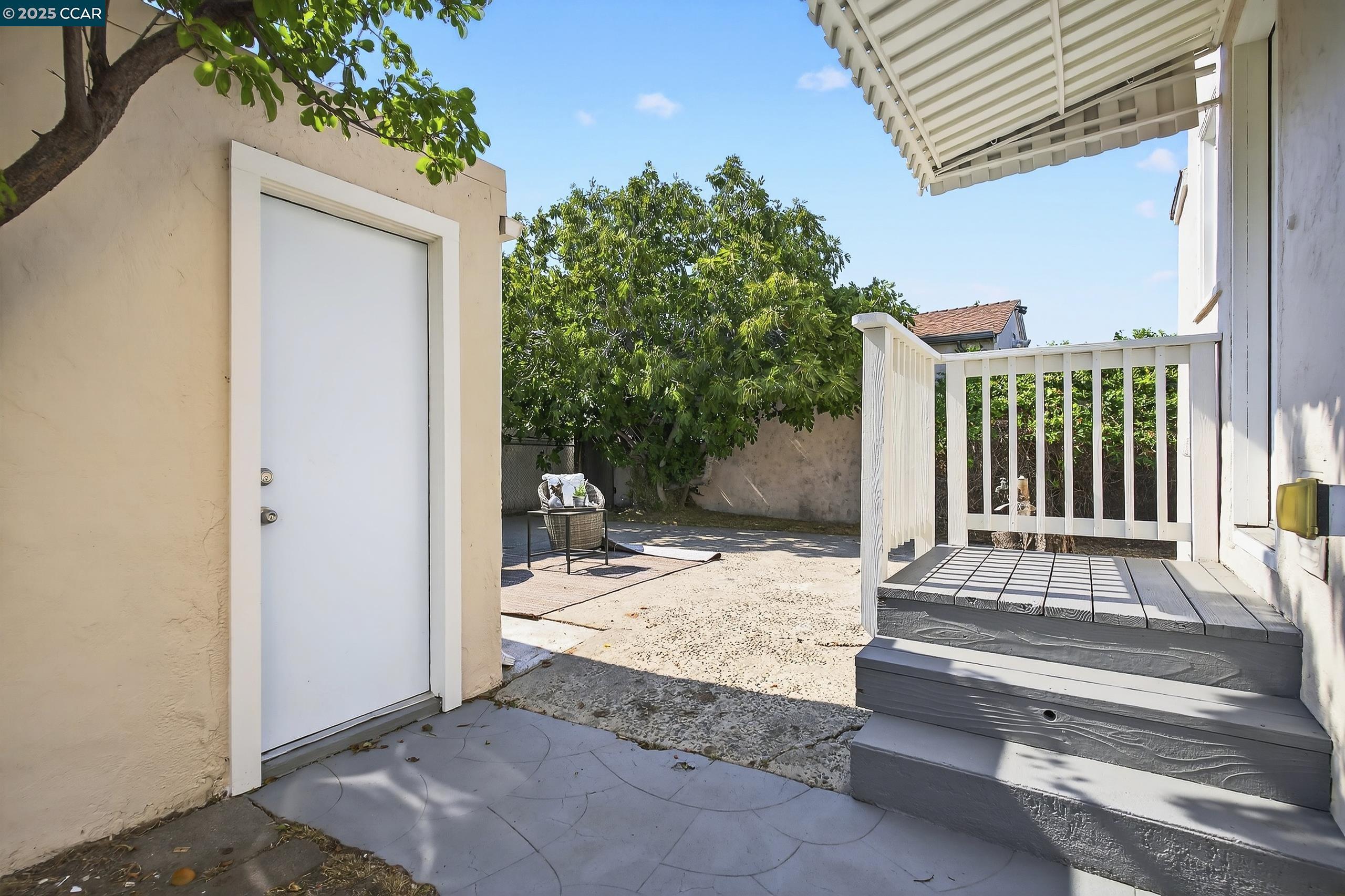 Detail Gallery Image 47 of 54 For 2393 Brooks Ave, Richmond,  CA 94804 - 2 Beds | 1 Baths