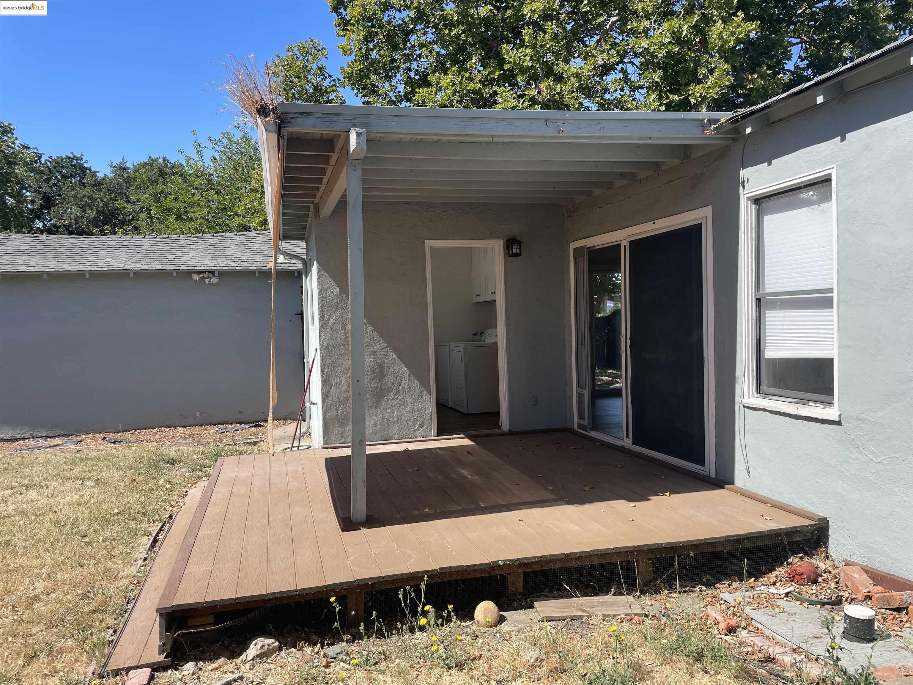 Detail Gallery Image 13 of 13 For 1260 Mesa St, Concord,  CA 94518 - 2 Beds | 1 Baths