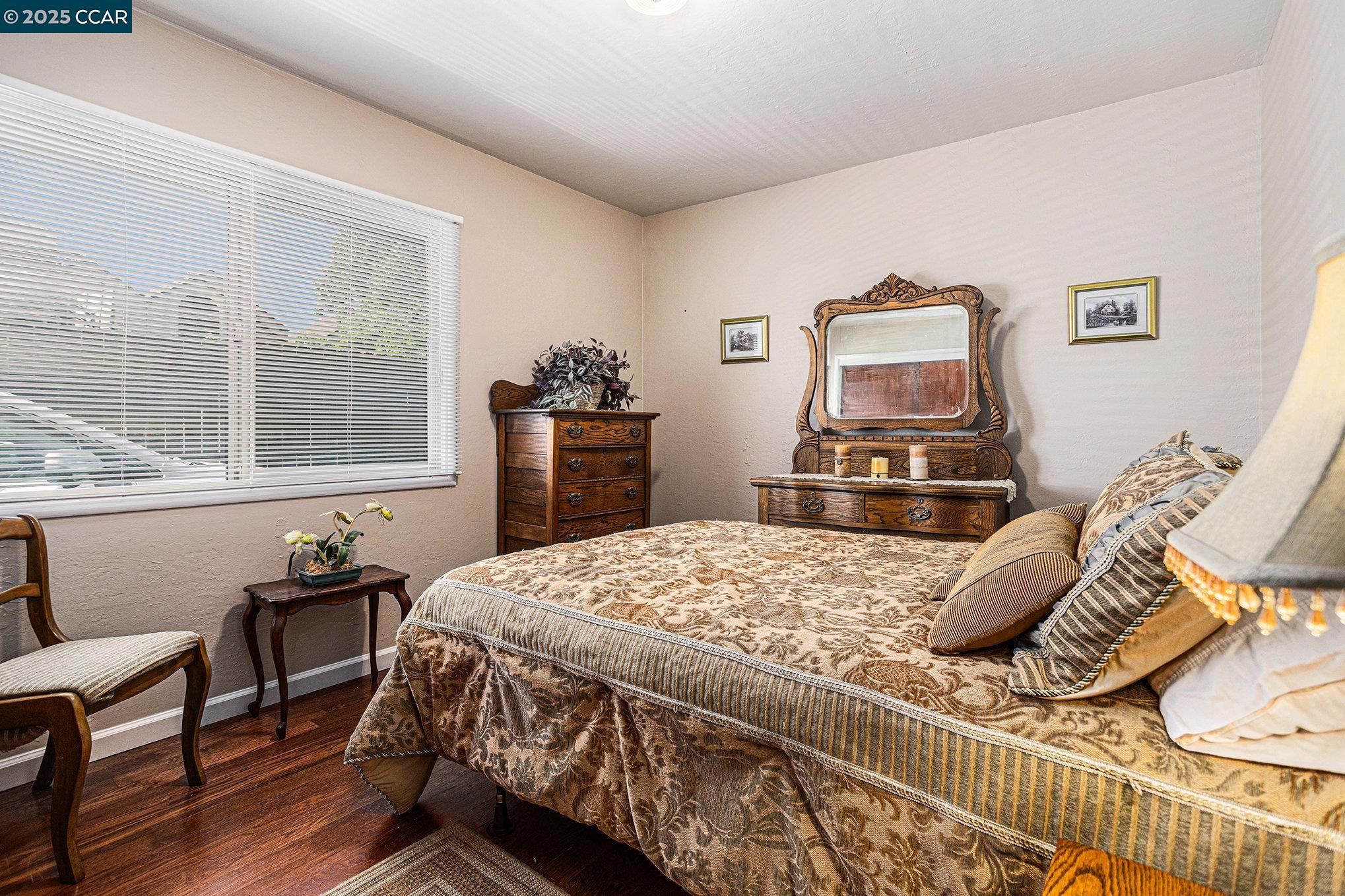 Detail Gallery Image 24 of 35 For 876 Appian Way, El Sobrante,  CA 94803 - 4 Beds | 2 Baths