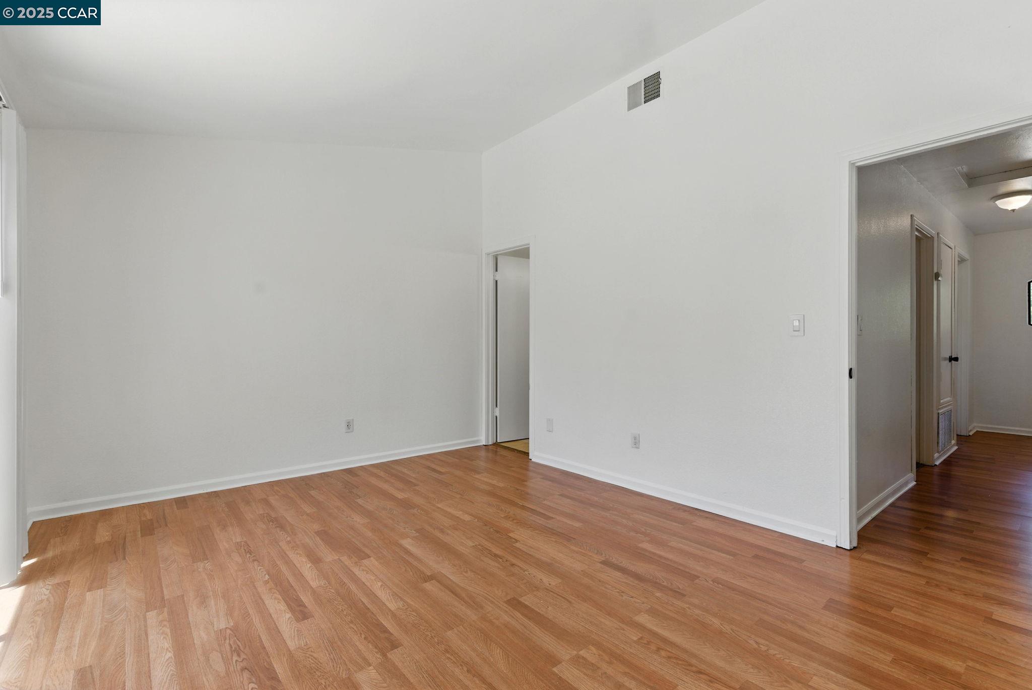 Detail Gallery Image 20 of 33 For 128 Peppermill Ln, Pittsburg,  CA 94565 - 2 Beds | 2/1 Baths