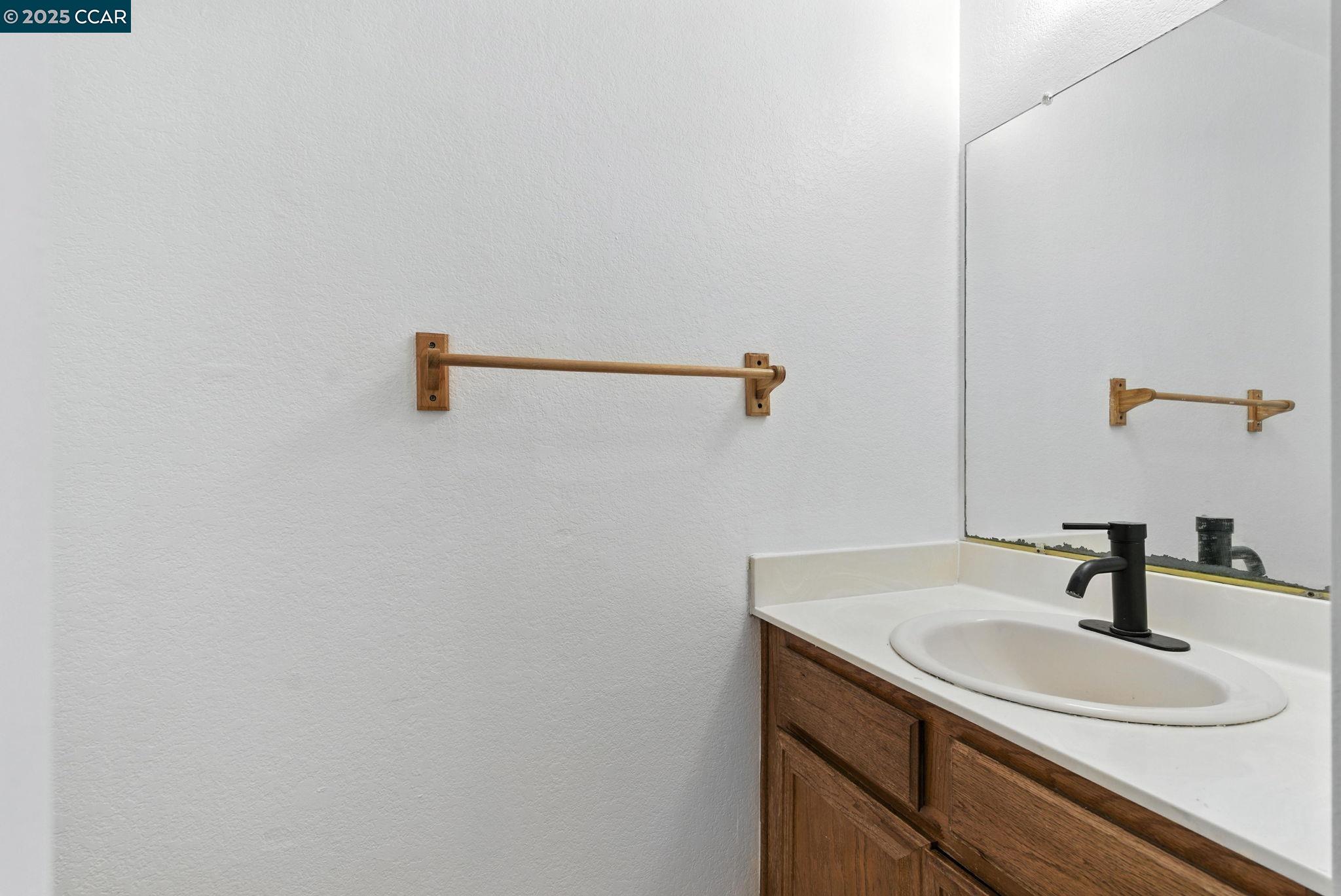 Detail Gallery Image 22 of 33 For 128 Peppermill Ln, Pittsburg,  CA 94565 - 2 Beds | 2/1 Baths