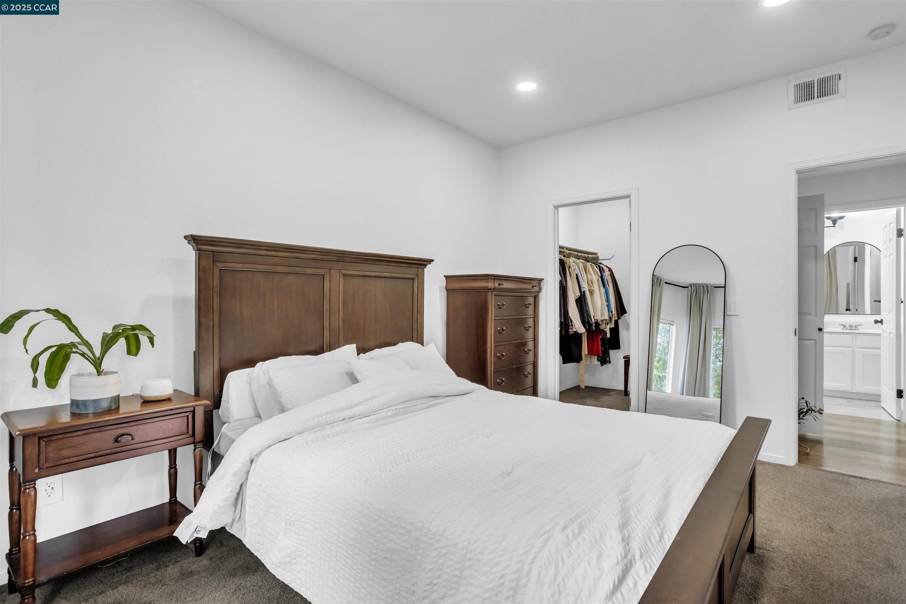 Detail Gallery Image 21 of 37 For 207 Dursey, Pinole,  CA 94564 - 2 Beds | 1 Baths