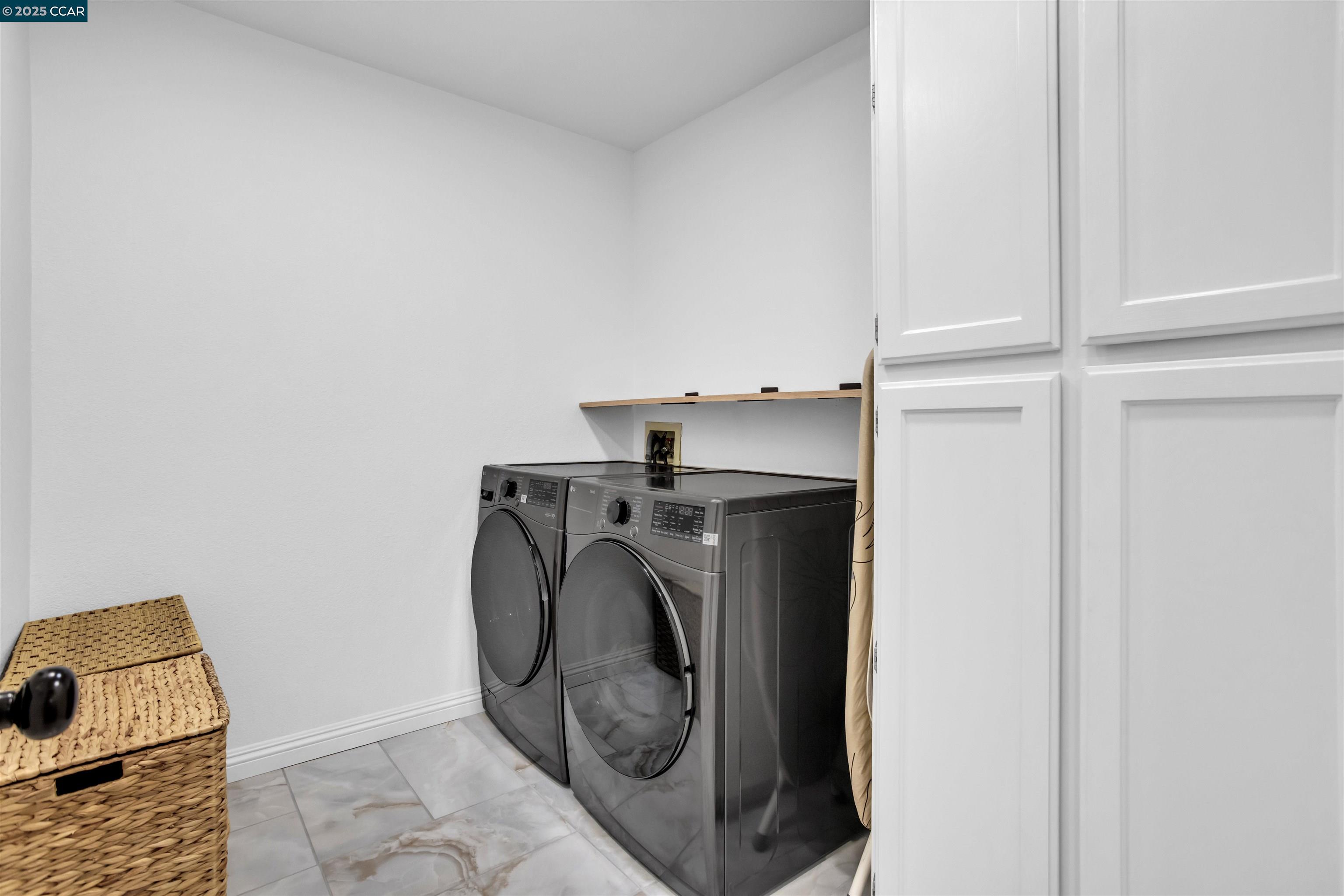 Detail Gallery Image 22 of 37 For 207 Dursey, Pinole,  CA 94564 - 2 Beds | 1 Baths