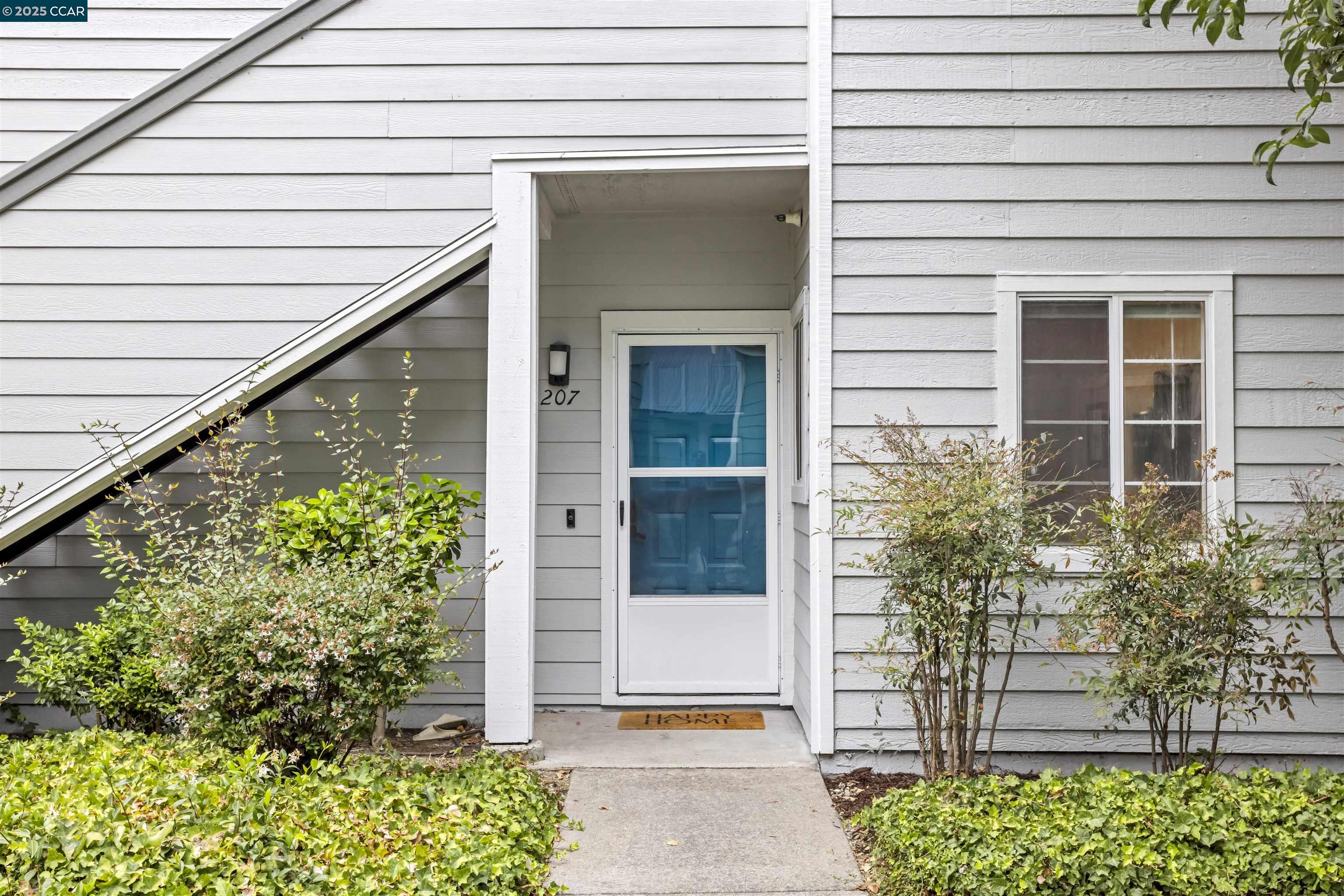 Detail Gallery Image 23 of 37 For 207 Dursey, Pinole,  CA 94564 - 2 Beds | 1 Baths