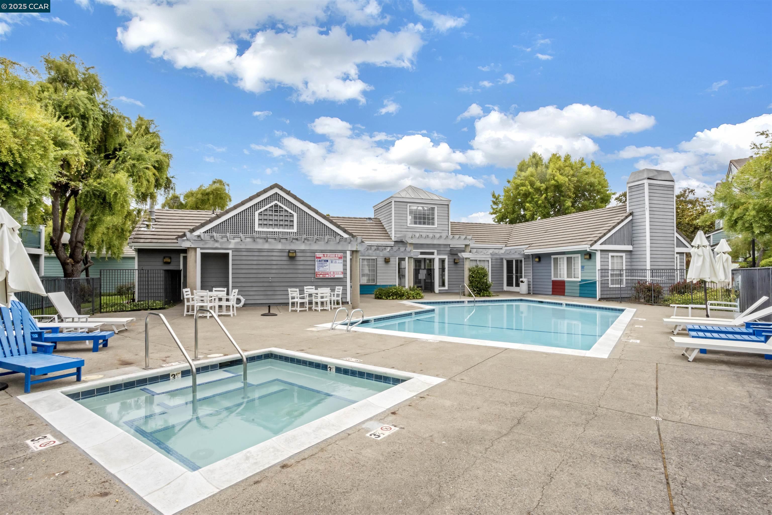 Detail Gallery Image 30 of 37 For 207 Dursey, Pinole,  CA 94564 - 2 Beds | 1 Baths