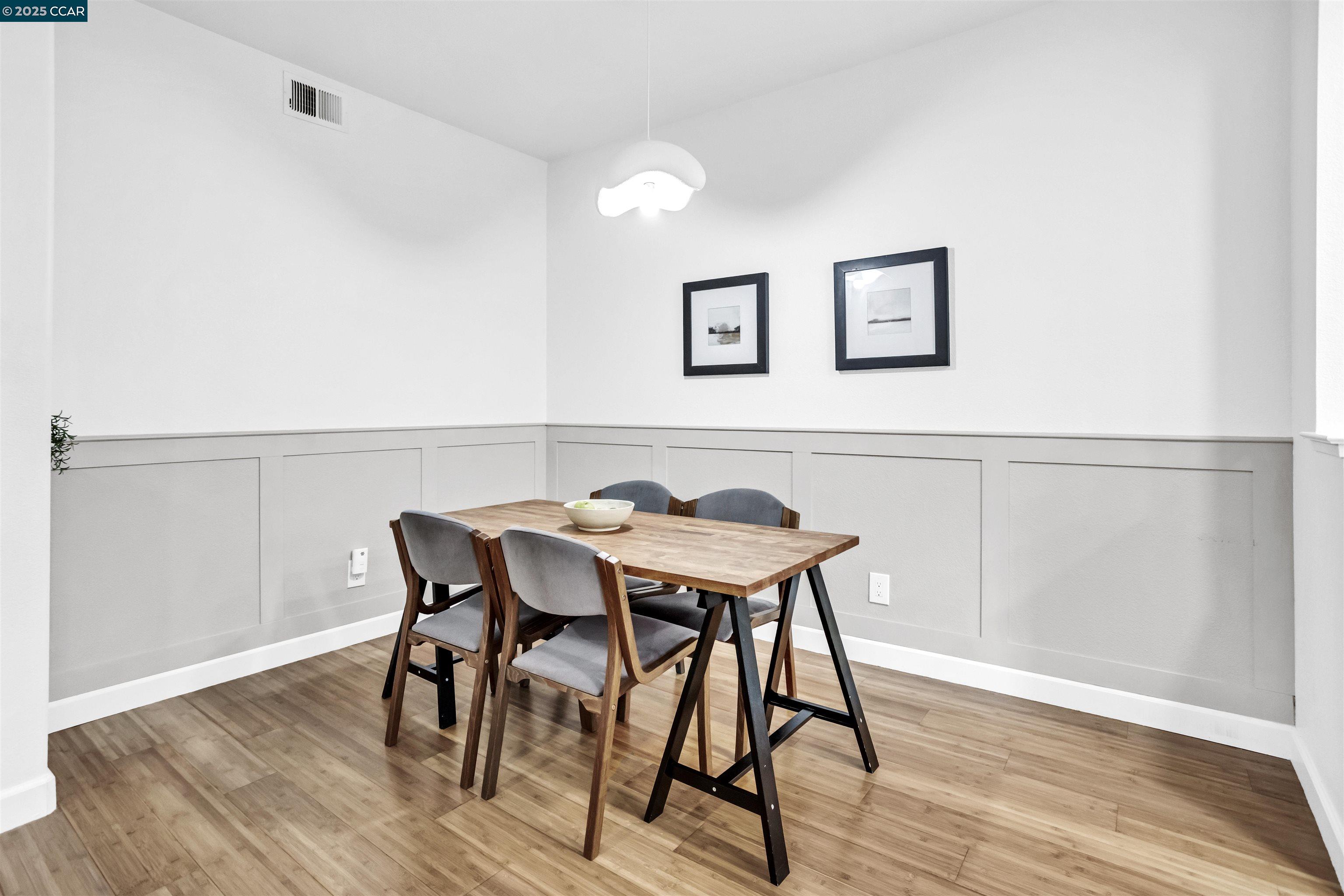 Detail Gallery Image 9 of 37 For 207 Dursey, Pinole,  CA 94564 - 2 Beds | 1 Baths