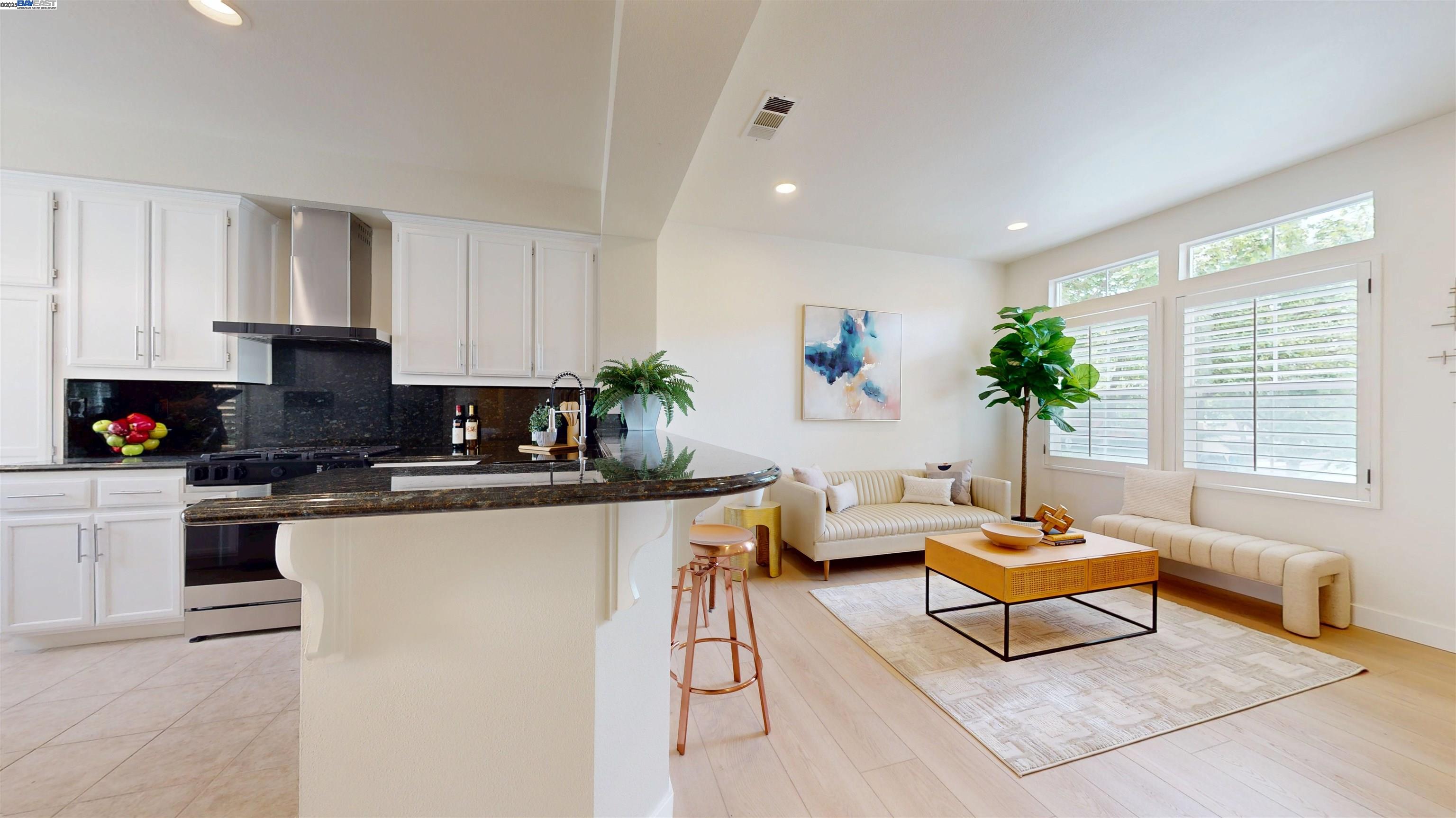 Photo #4: 41104824 Listing 
