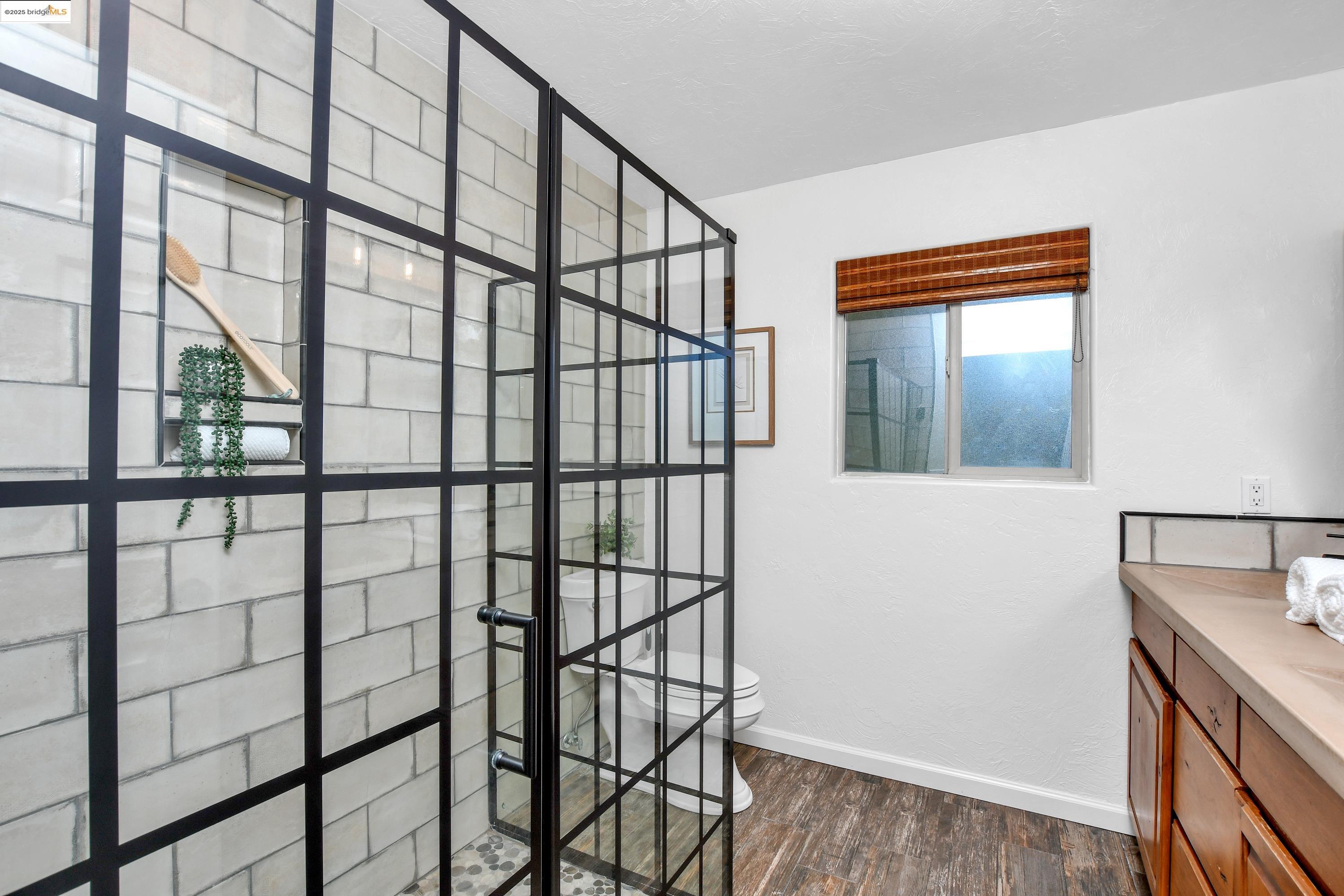 Detail Gallery Image 17 of 60 For 421 Lone Oak Ct, Brentwood,  CA 94513 - 4 Beds | 2 Baths