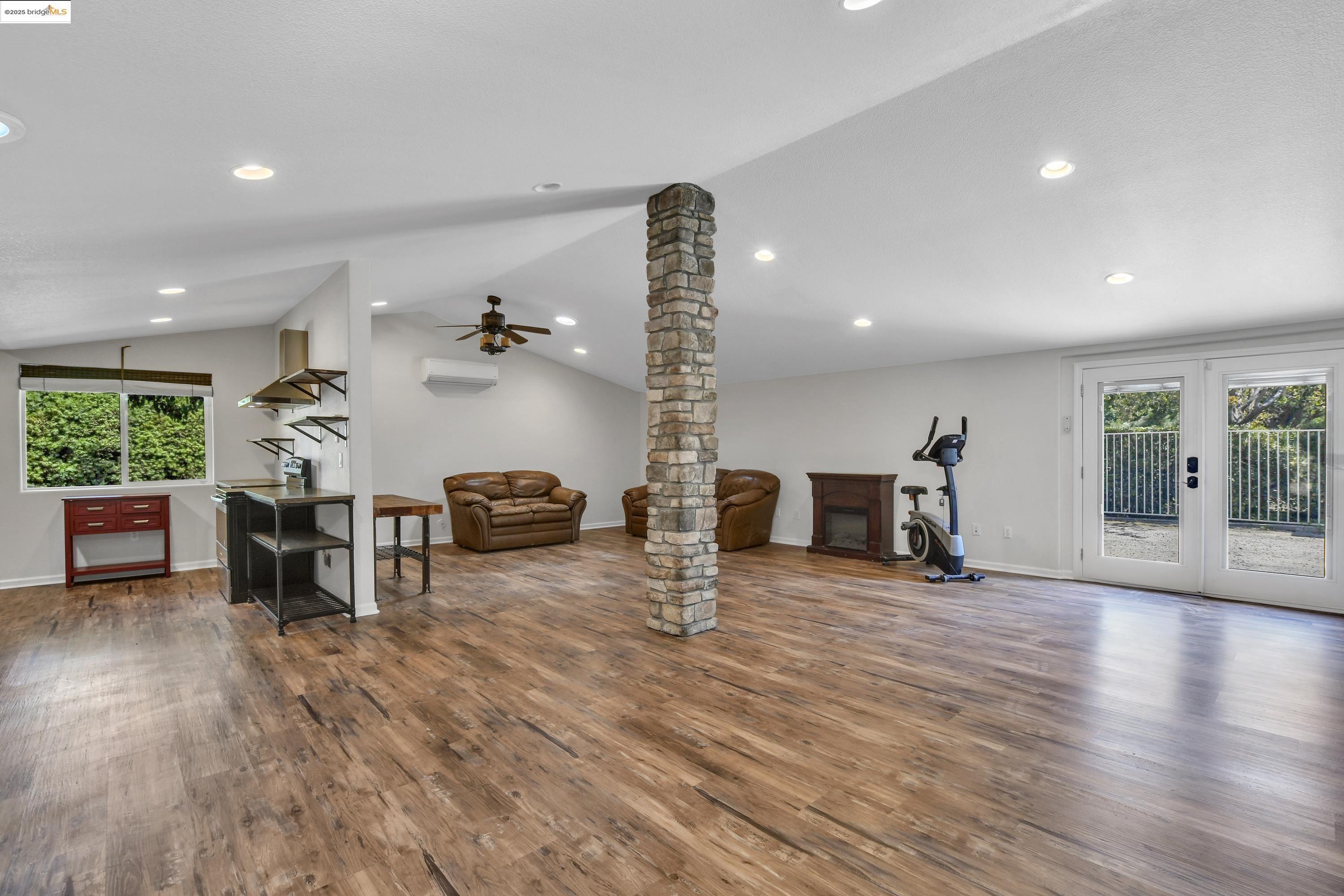 Detail Gallery Image 41 of 60 For 421 Lone Oak Ct, Brentwood,  CA 94513 - 4 Beds | 2 Baths