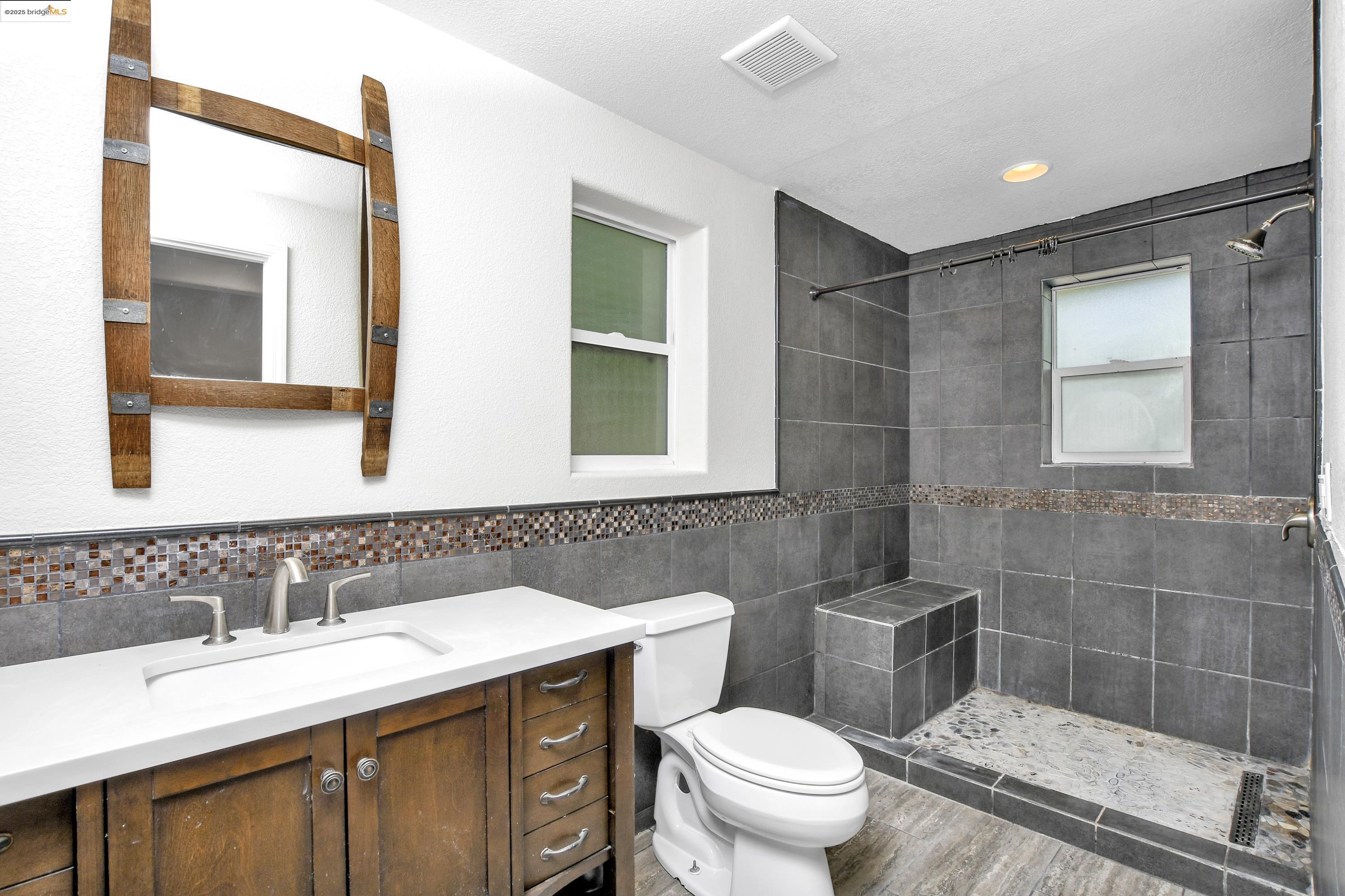 Detail Gallery Image 44 of 60 For 421 Lone Oak Ct, Brentwood,  CA 94513 - 4 Beds | 2 Baths