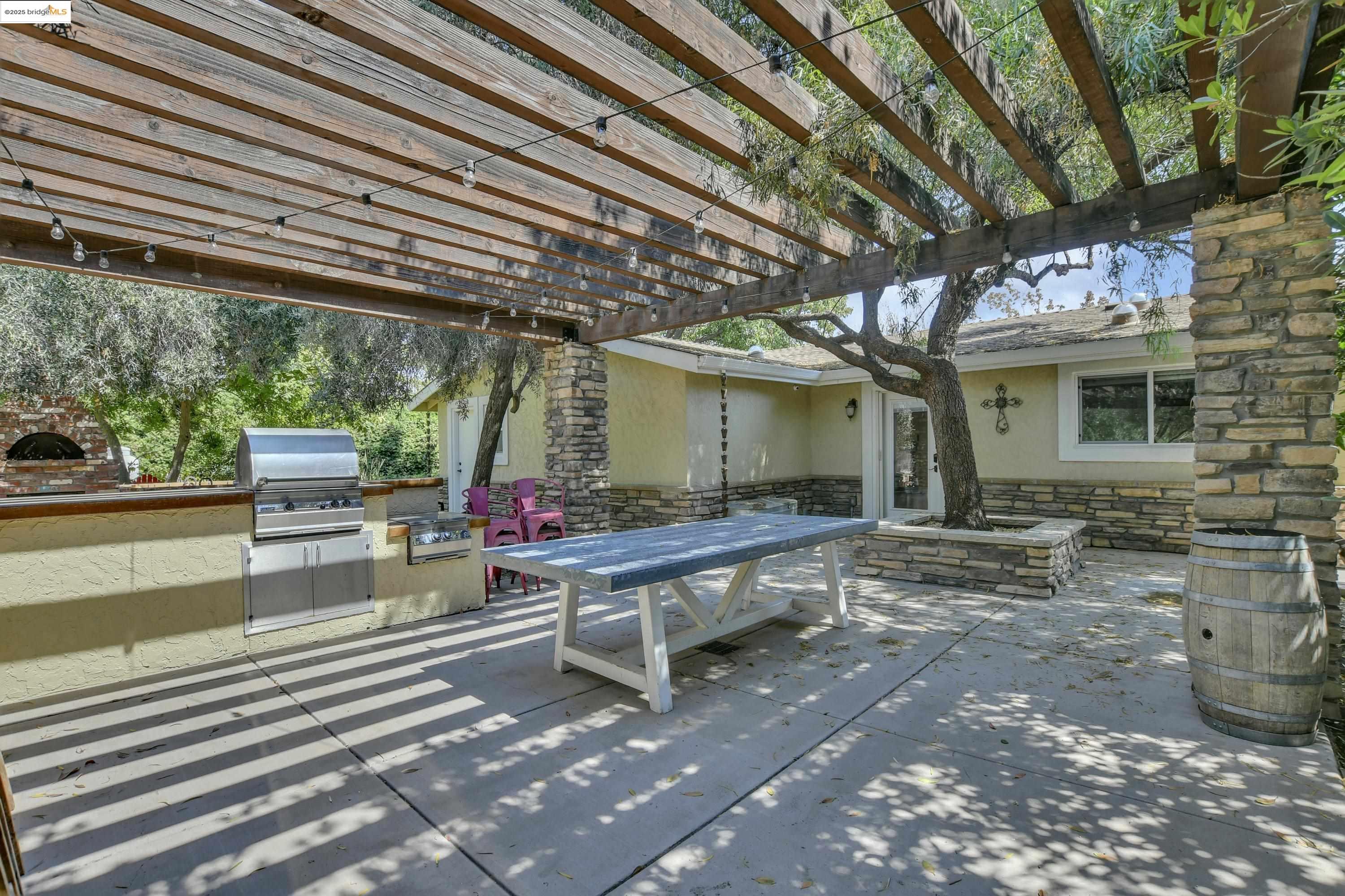 Detail Gallery Image 49 of 60 For 421 Lone Oak Ct, Brentwood,  CA 94513 - 4 Beds | 2 Baths
