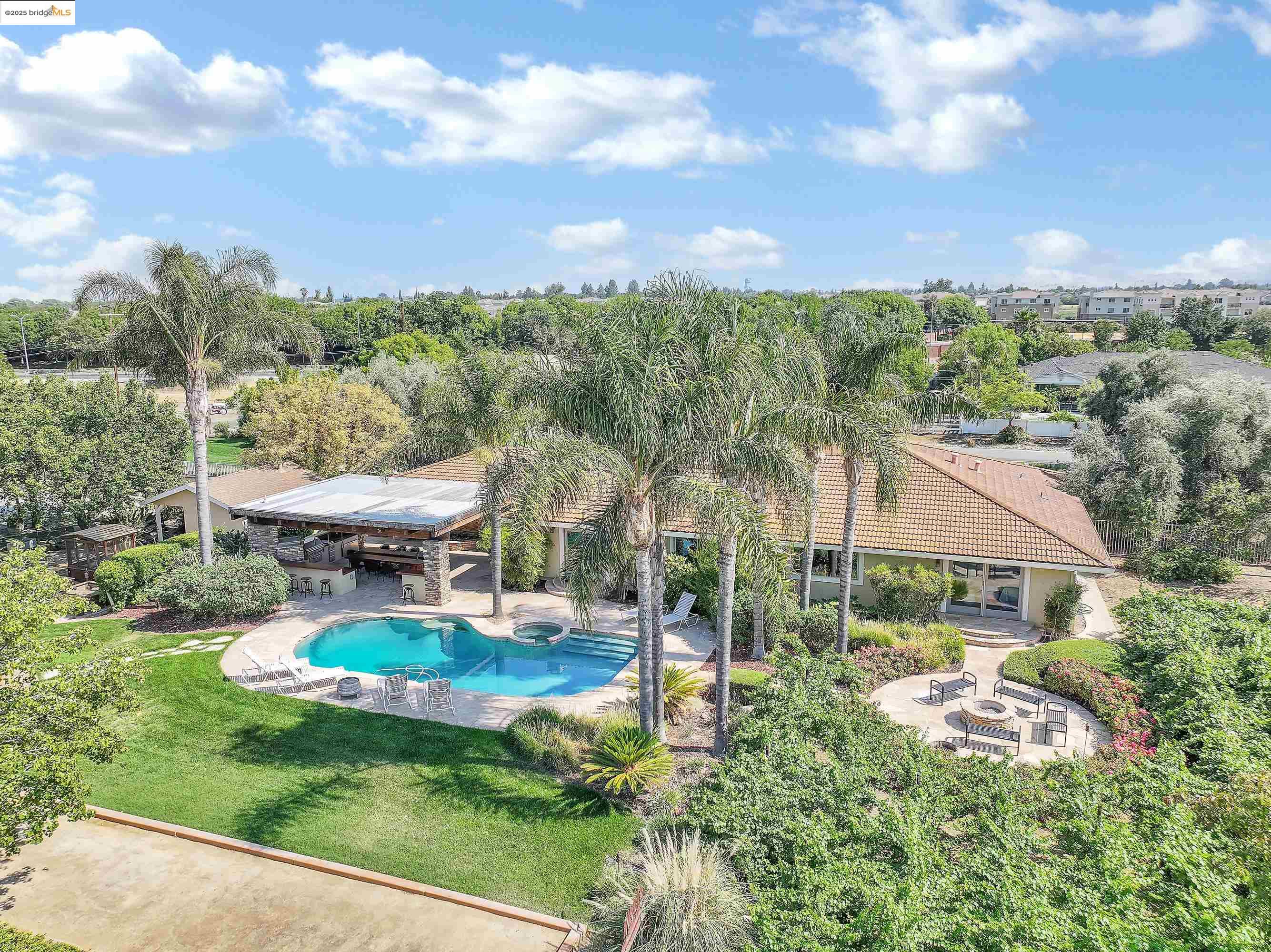 Detail Gallery Image 58 of 60 For 421 Lone Oak Ct, Brentwood,  CA 94513 - 4 Beds | 2 Baths