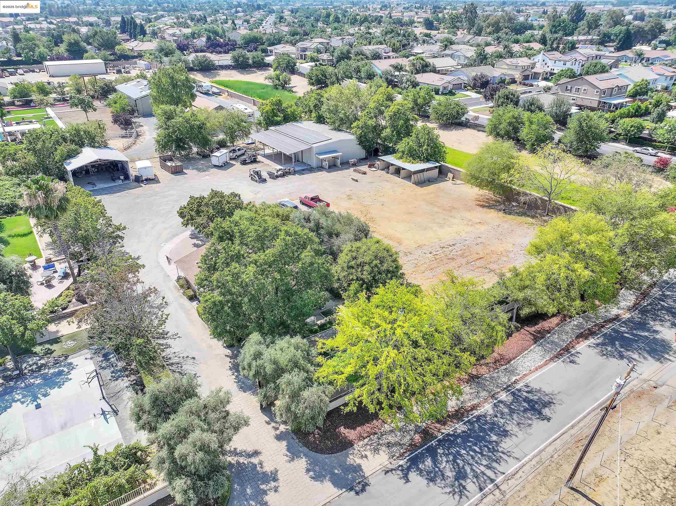 Detail Gallery Image 59 of 60 For 421 Lone Oak Ct, Brentwood,  CA 94513 - 4 Beds | 2 Baths