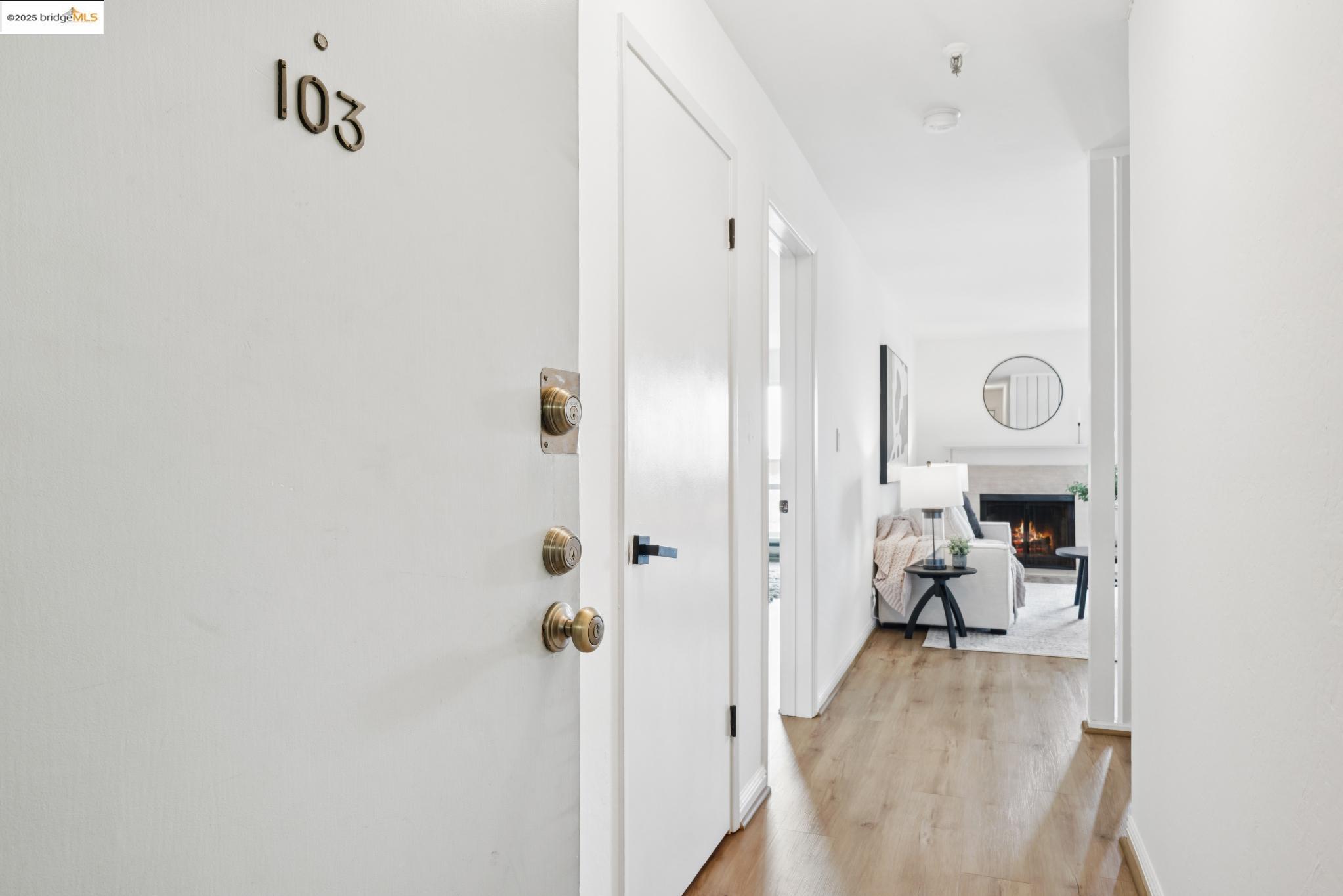Photo #2: 41104828 Listing 