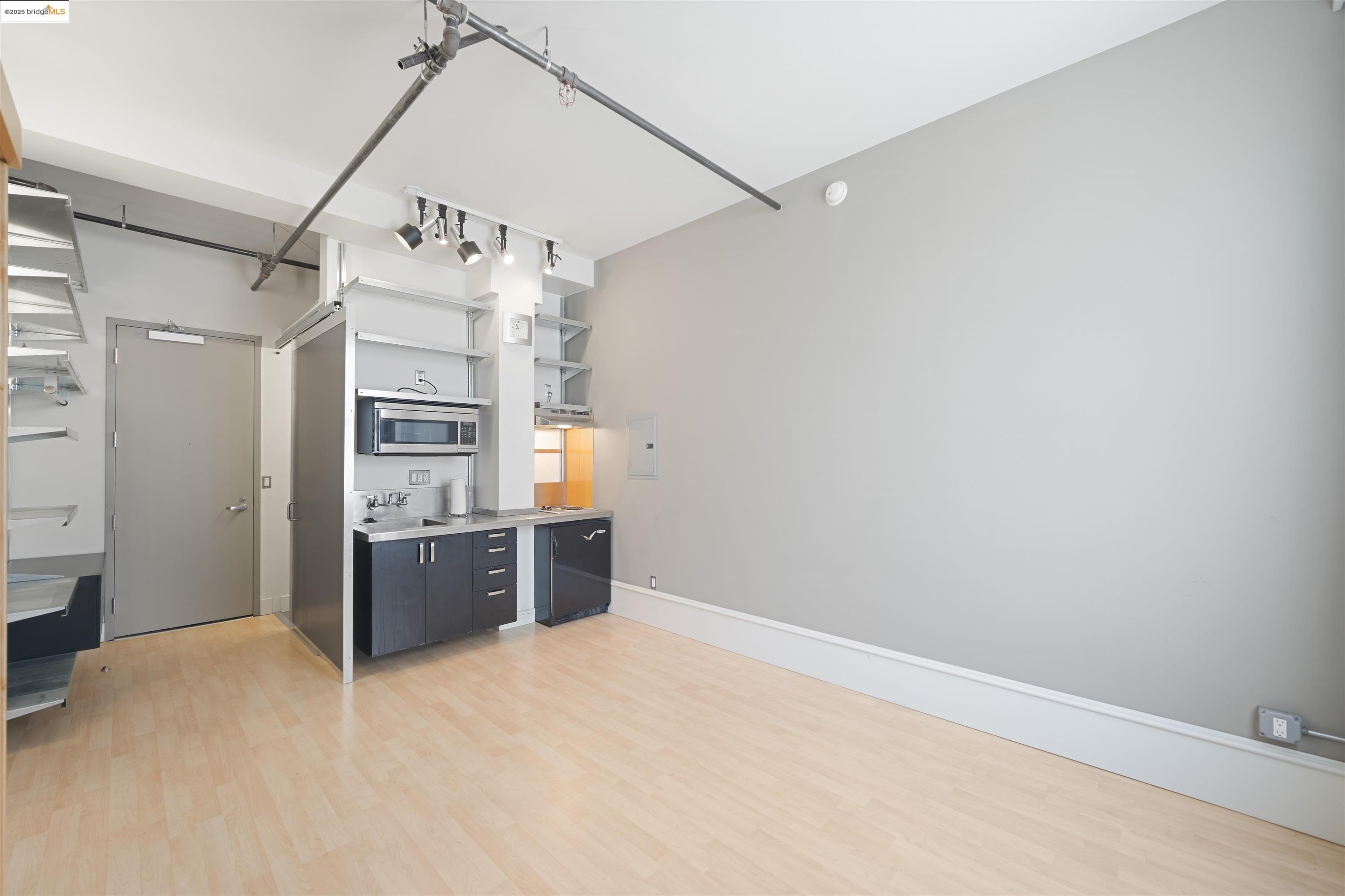 Detail Gallery Image 4 of 29 For 83 Mcallister St #402,  San Francisco,  CA 94102 - 0 Beds | 1 Baths
