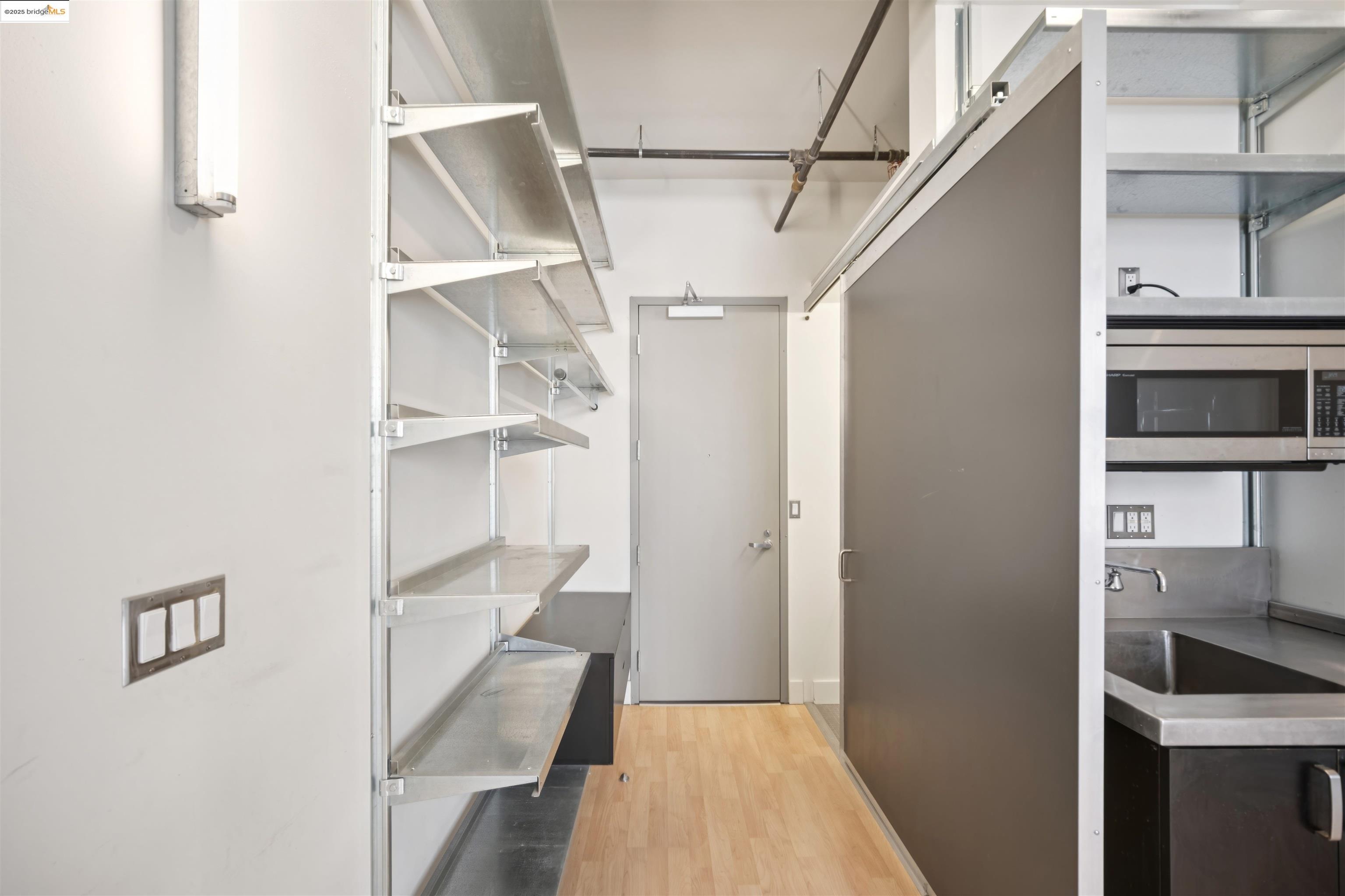 Detail Gallery Image 7 of 29 For 83 Mcallister St #402,  San Francisco,  CA 94102 - 0 Beds | 1 Baths