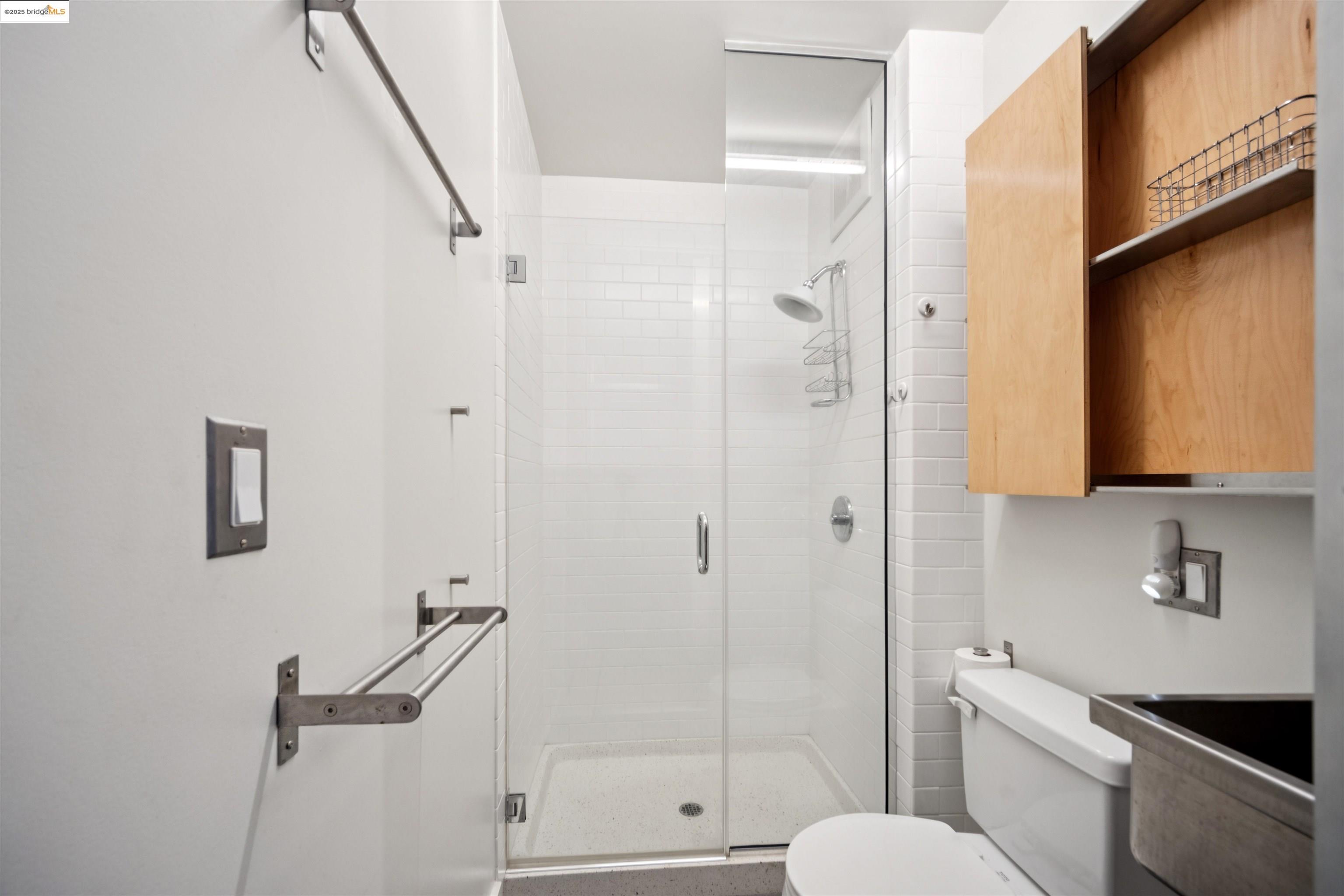 Detail Gallery Image 8 of 29 For 83 Mcallister St #402,  San Francisco,  CA 94102 - 0 Beds | 1 Baths
