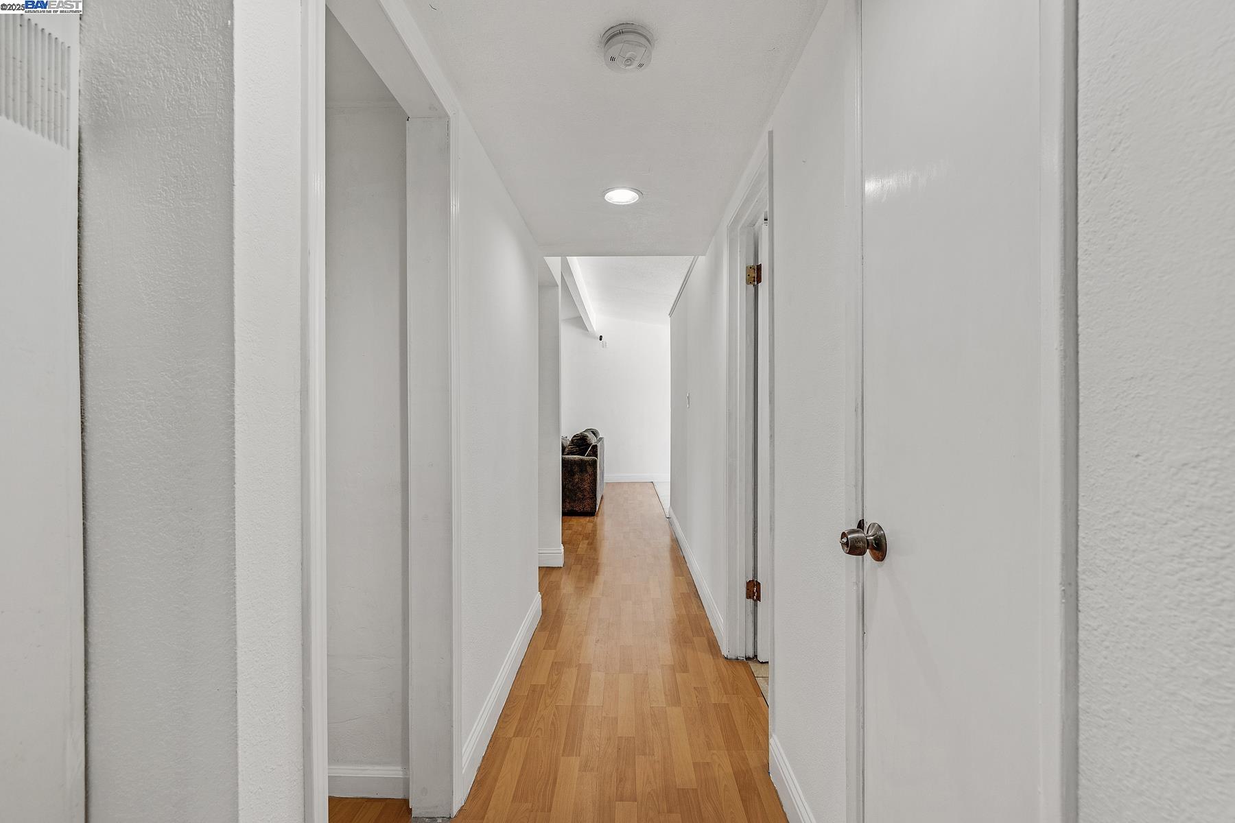 Detail Gallery Image 25 of 39 For 27629 Pompano Ave, Hayward,  CA 94544 - 3 Beds | 2 Baths