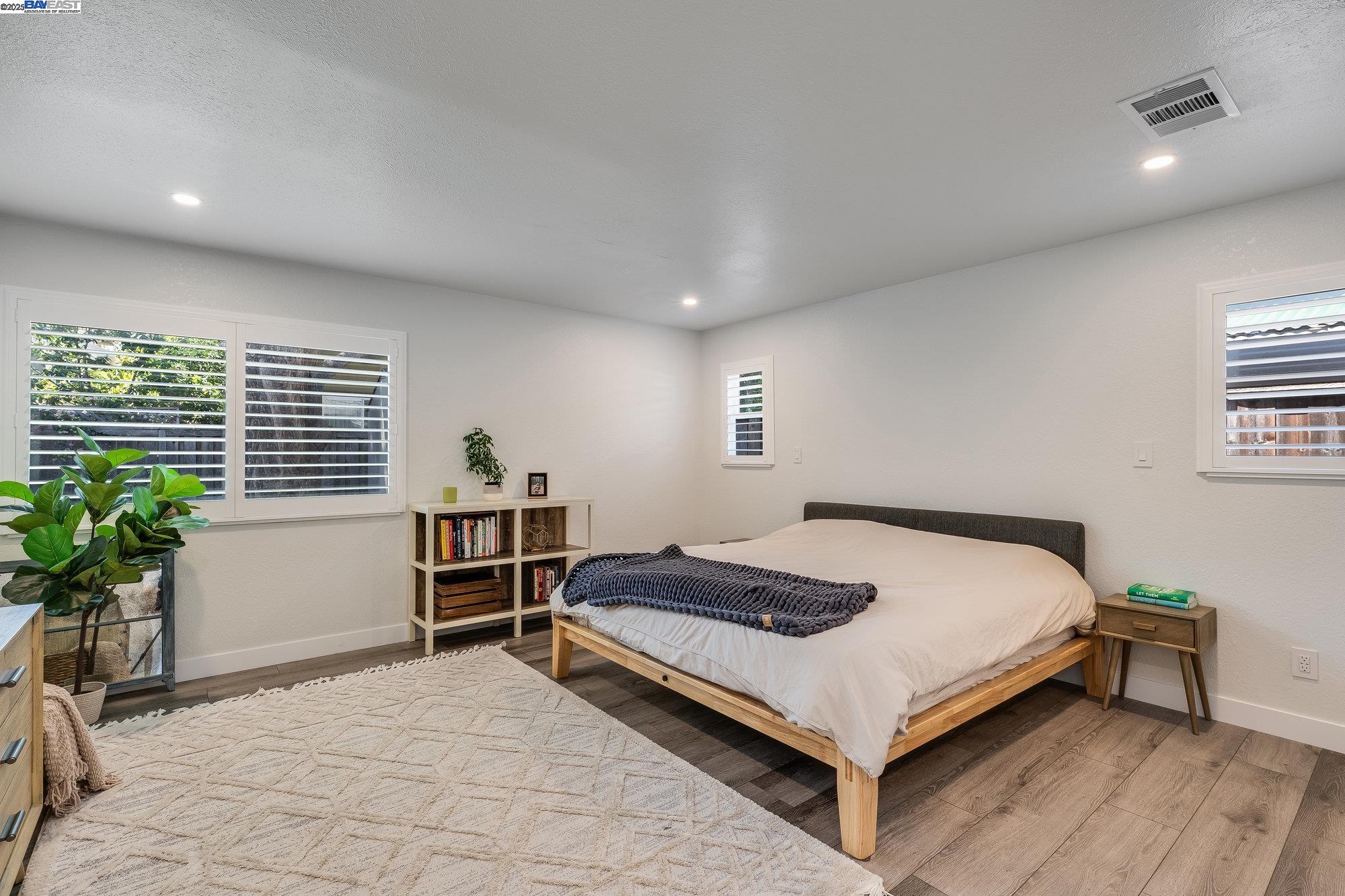 Detail Gallery Image 14 of 34 For 4453 Porter St, Fremont,  CA 94538 - 3 Beds | 2 Baths