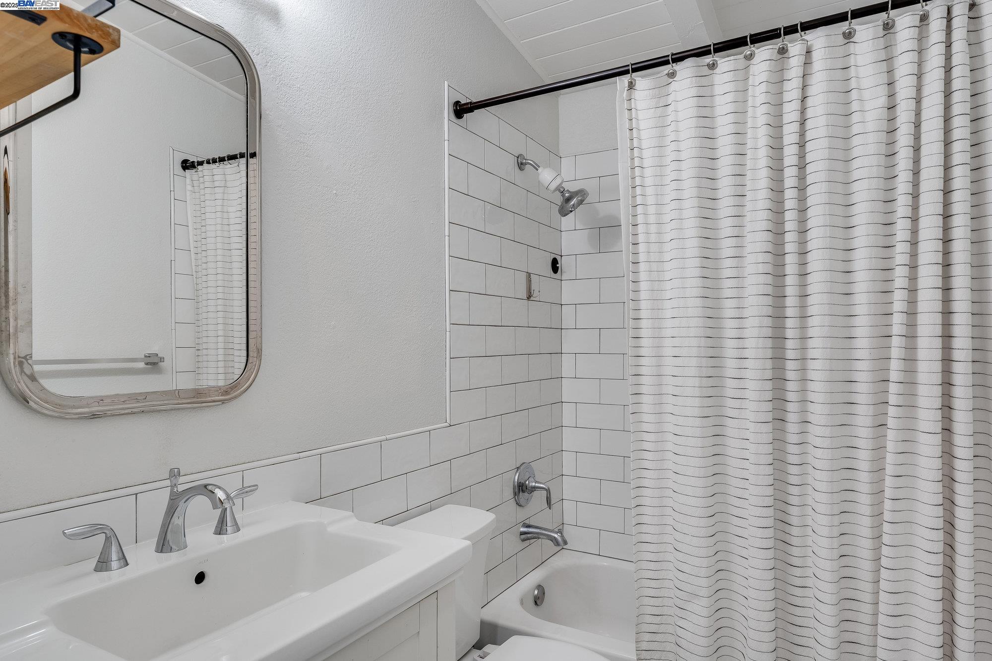 Detail Gallery Image 24 of 34 For 4453 Porter St, Fremont,  CA 94538 - 3 Beds | 2 Baths