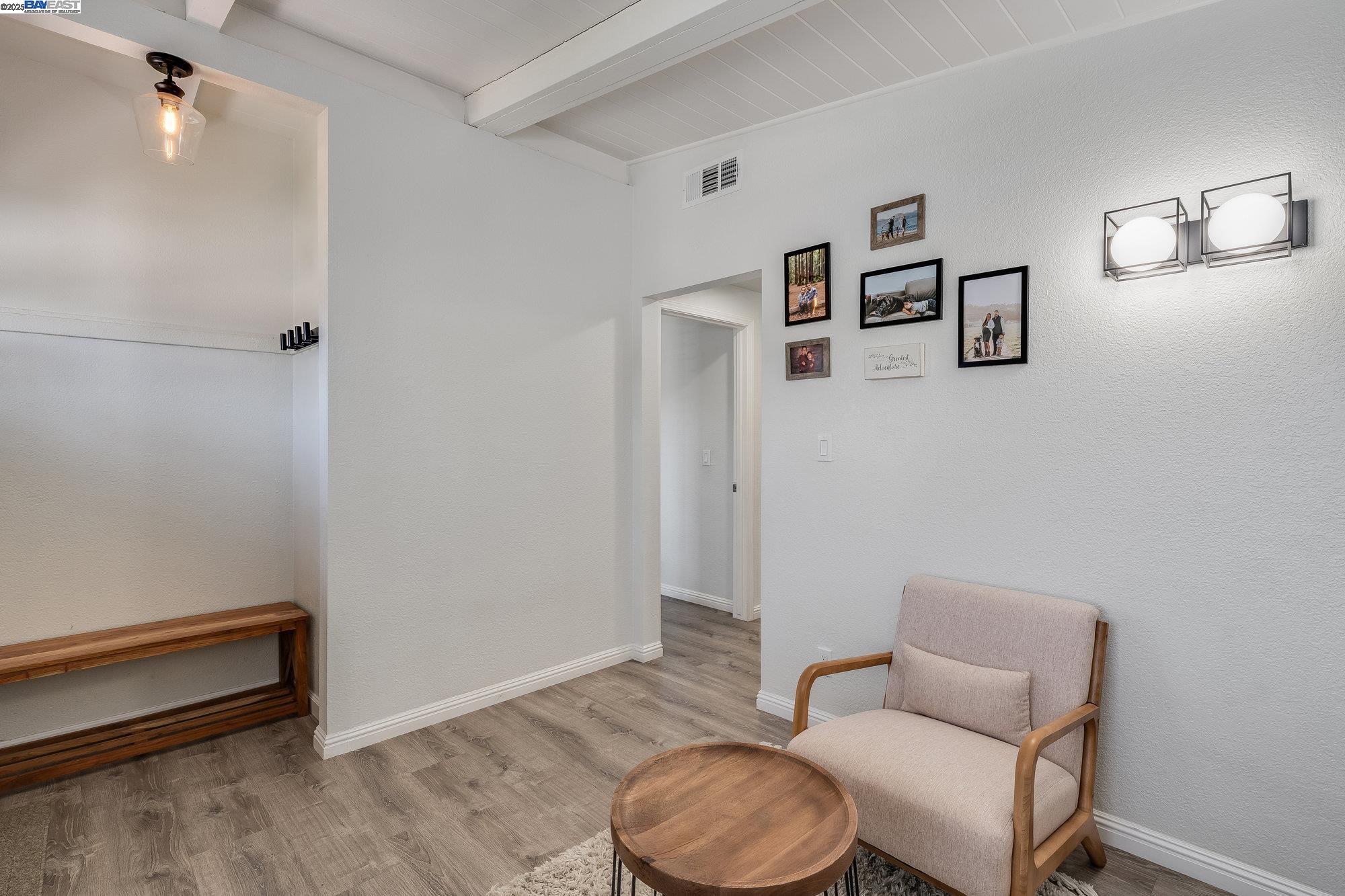 Detail Gallery Image 5 of 34 For 4453 Porter St, Fremont,  CA 94538 - 3 Beds | 2 Baths