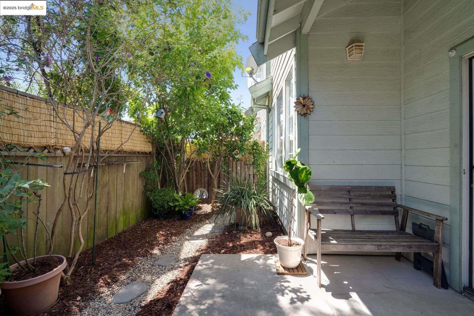 Detail Gallery Image 26 of 29 For 1486 Adeline St, Oakland,  CA 94607 - 3 Beds | 2/1 Baths