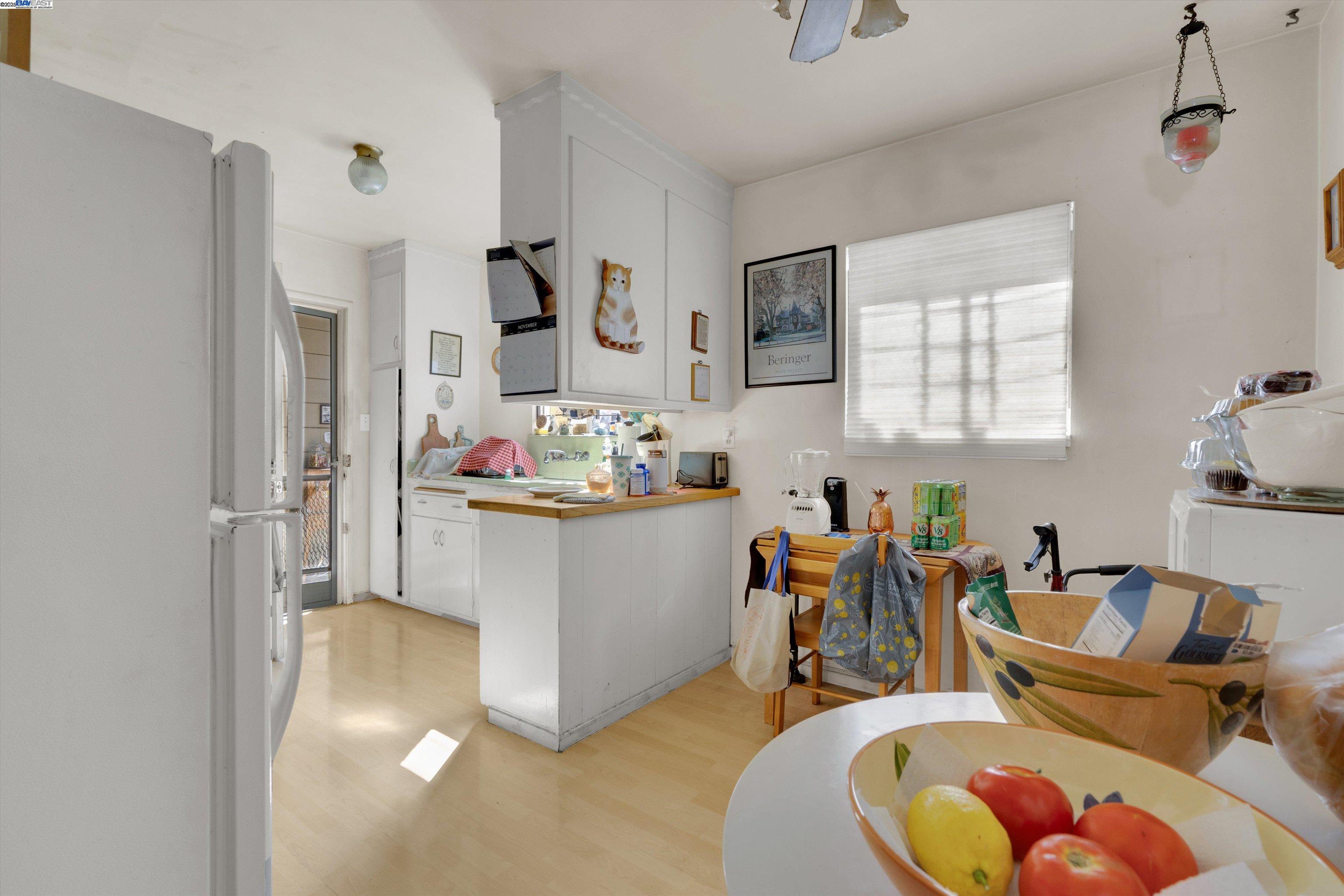 Detail Gallery Image 14 of 28 For 1916 E 30th St, Oakland,  CA 94606 - – Beds | – Baths