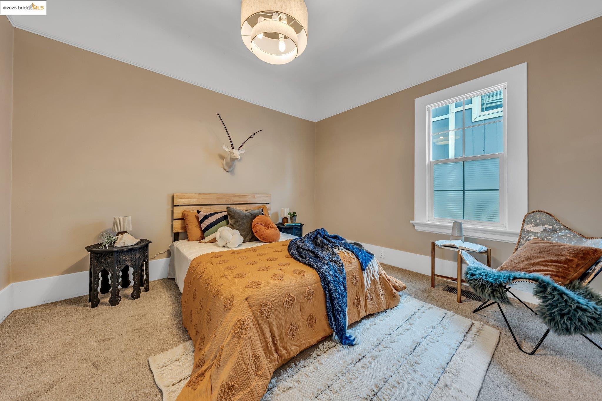 Detail Gallery Image 19 of 60 For 953 34th St, Oakland,  CA 94608 - 3 Beds | 2/1 Baths